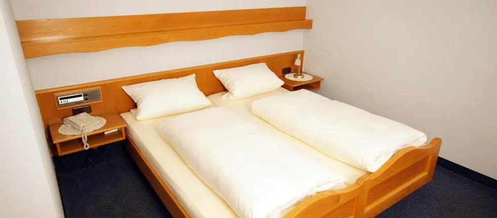 Bed in Hotel-Gasthof Rotes Roß