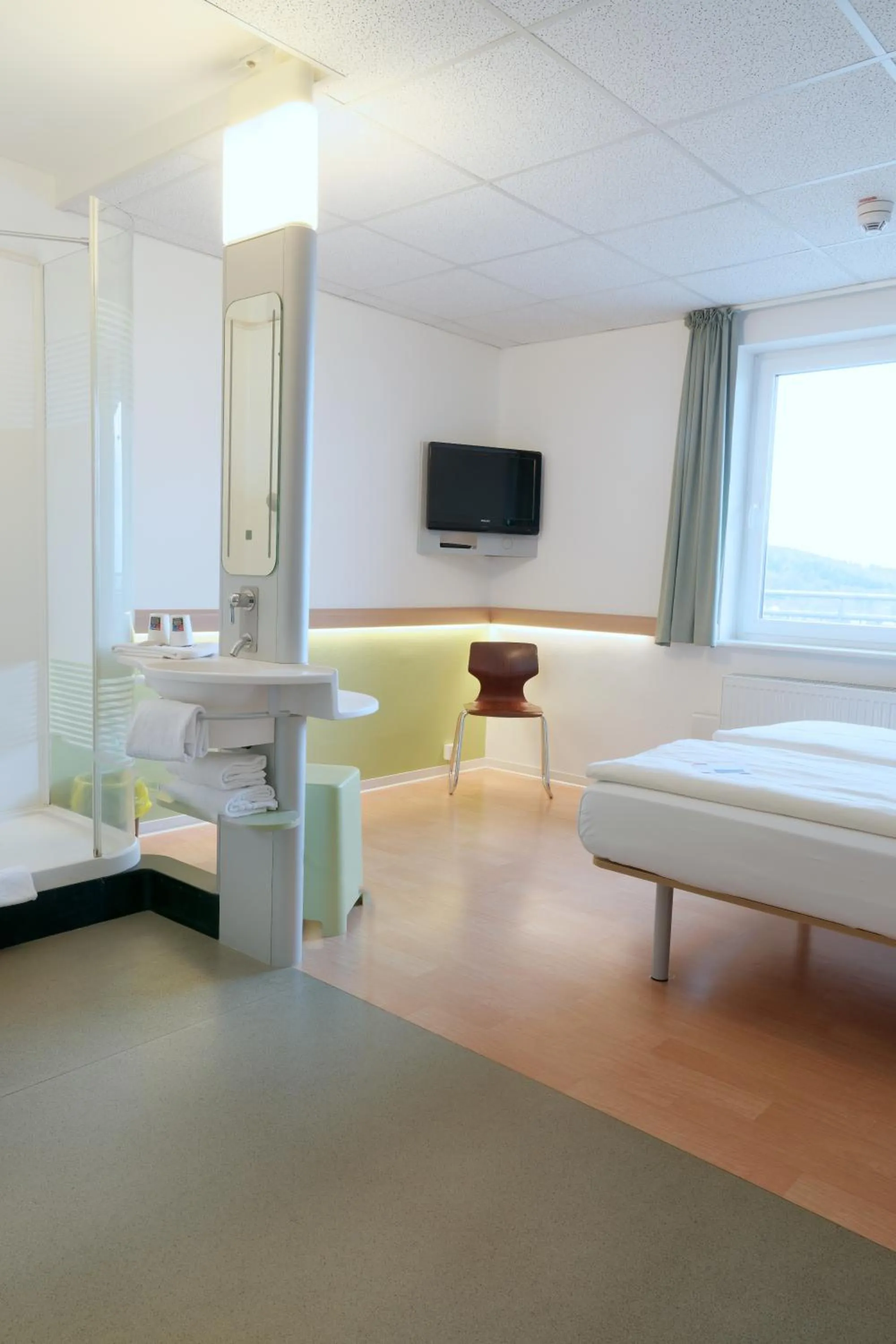 Bed in ibis budget Hotel BONN SÜD Königswinter