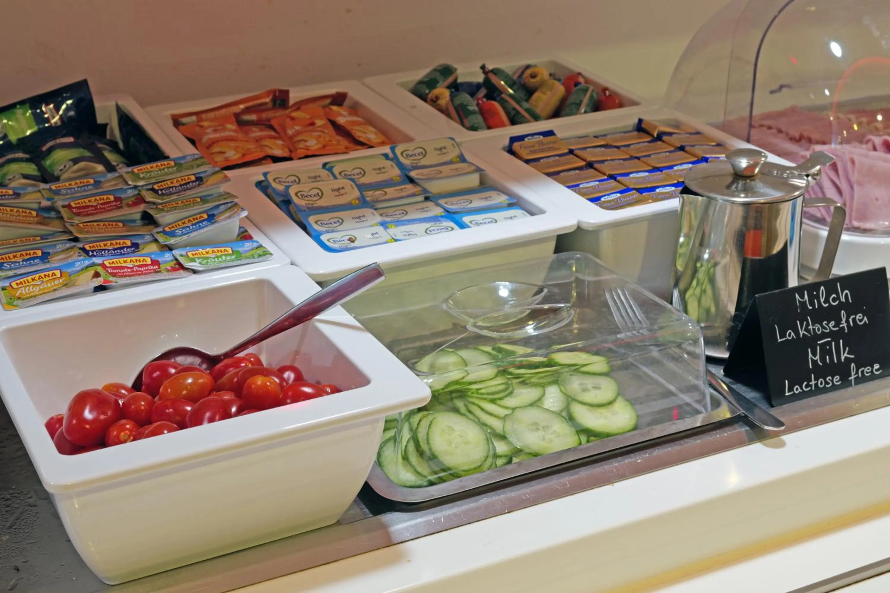 Food and drinks in ibis budget Hotel BONN SÜD Königswinter