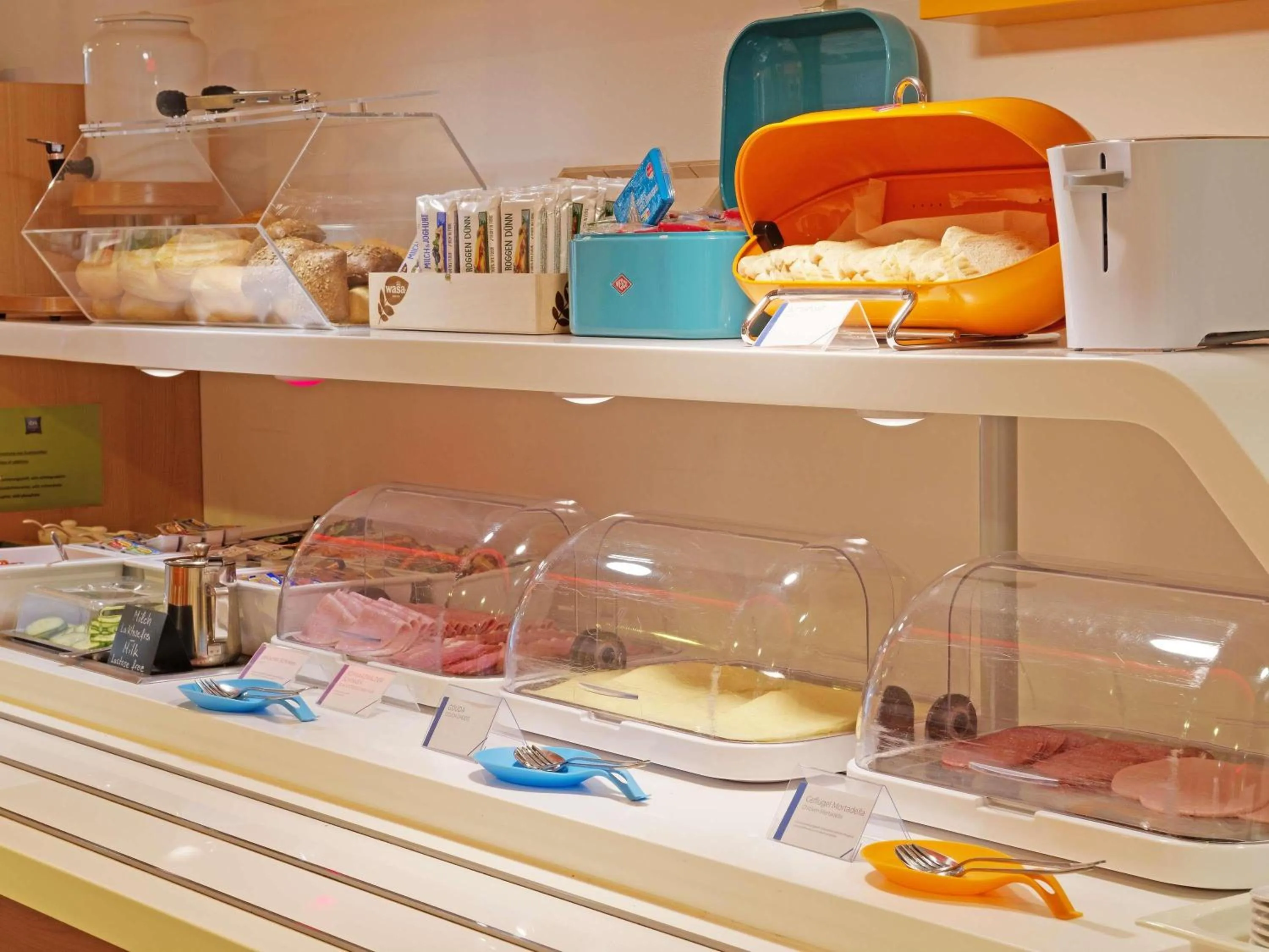Breakfast in ibis budget Hotel BONN SÜD Königswinter