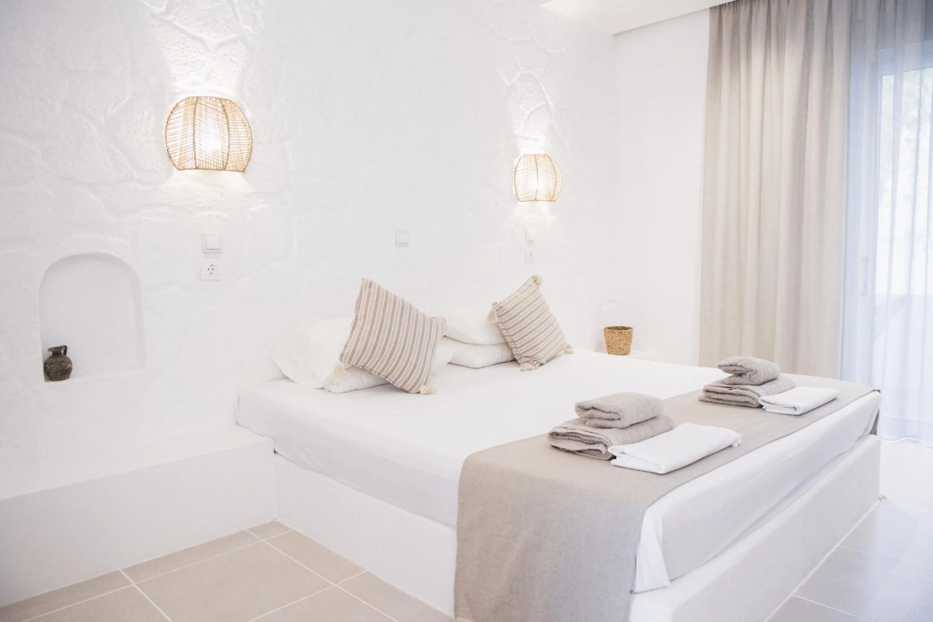 Bedroom, Bed in Ladiko Inn Hotel Faliraki -Anthony Quinn Bay