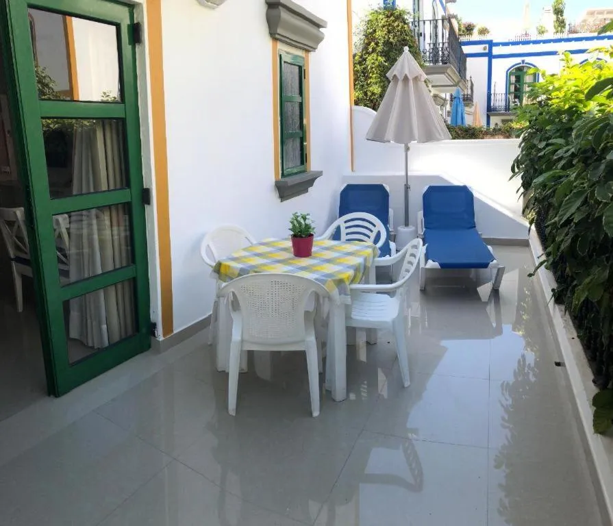 Balcony/Terrace in Billy's Puerto de Mogán Apartments by LIVVO