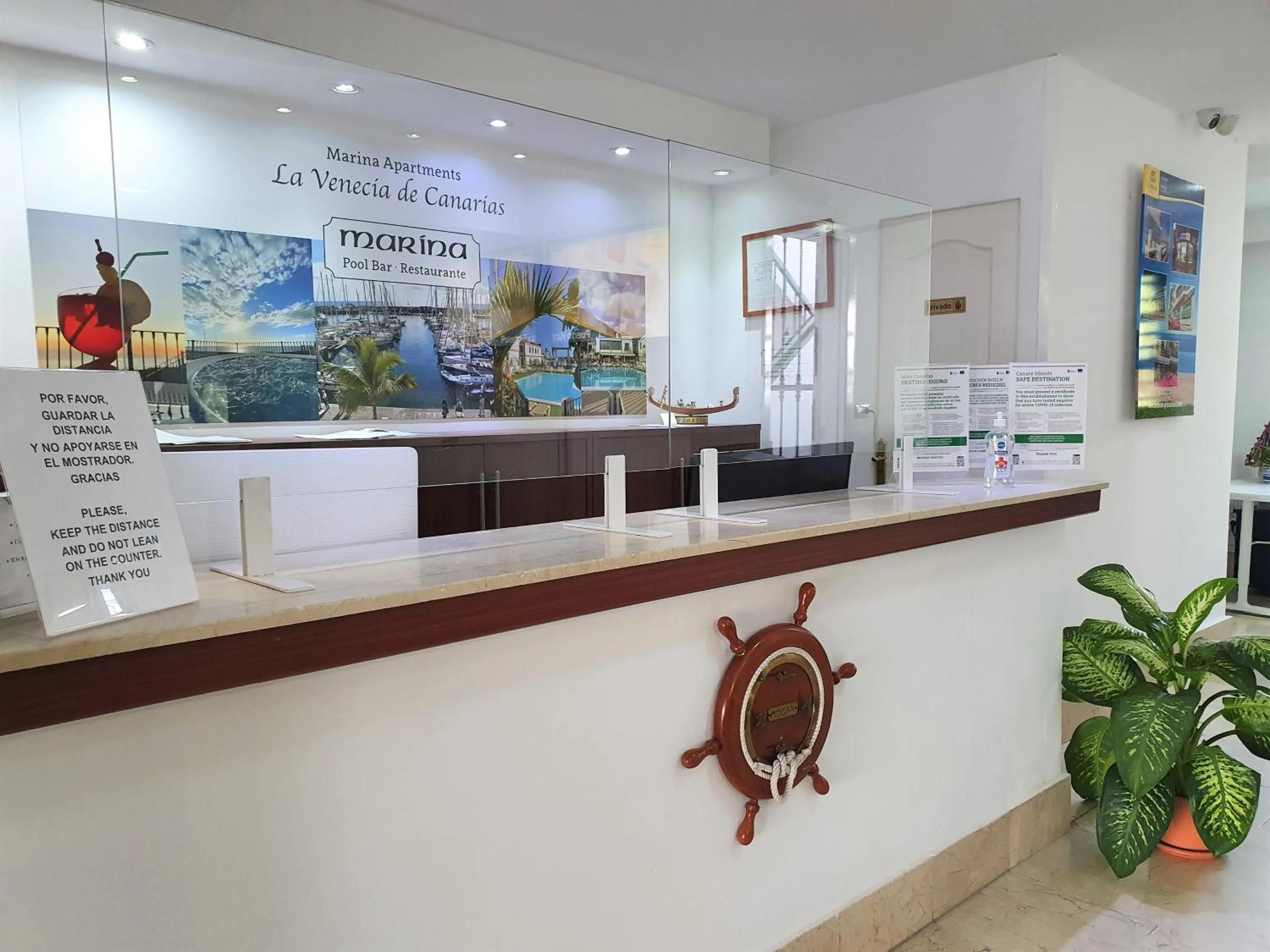 Lobby or reception in Billy's Puerto de Mogán Apartments by LIVVO