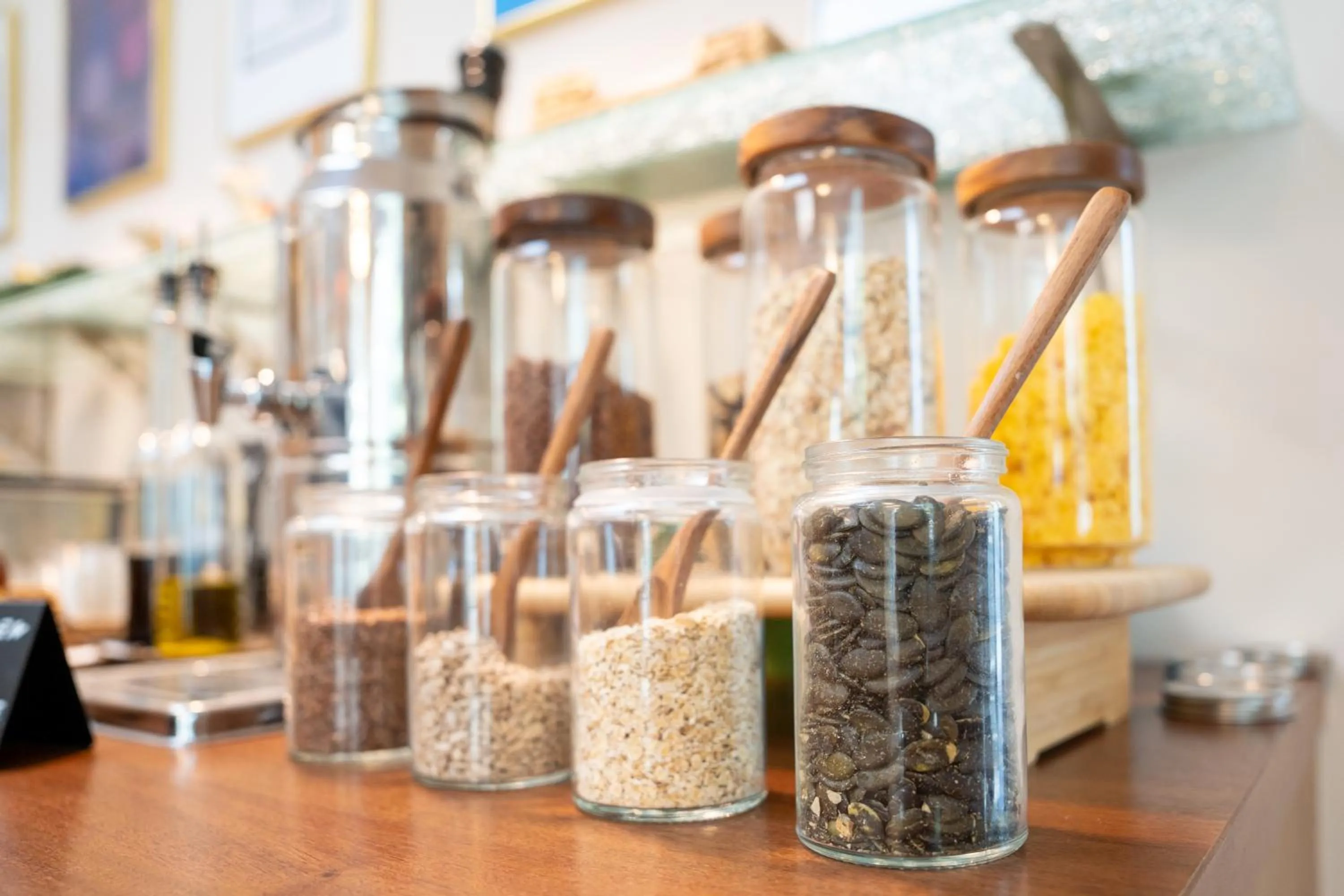 Buffet breakfast in Das Jedermann Boutiquehotel mit Stadtgarten