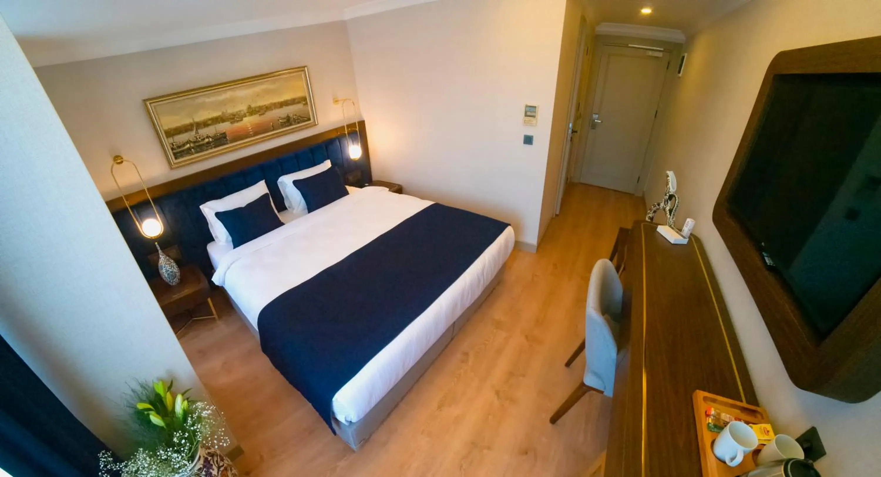 Bed in Nevi Hotel & Suites Istanbul Taksim