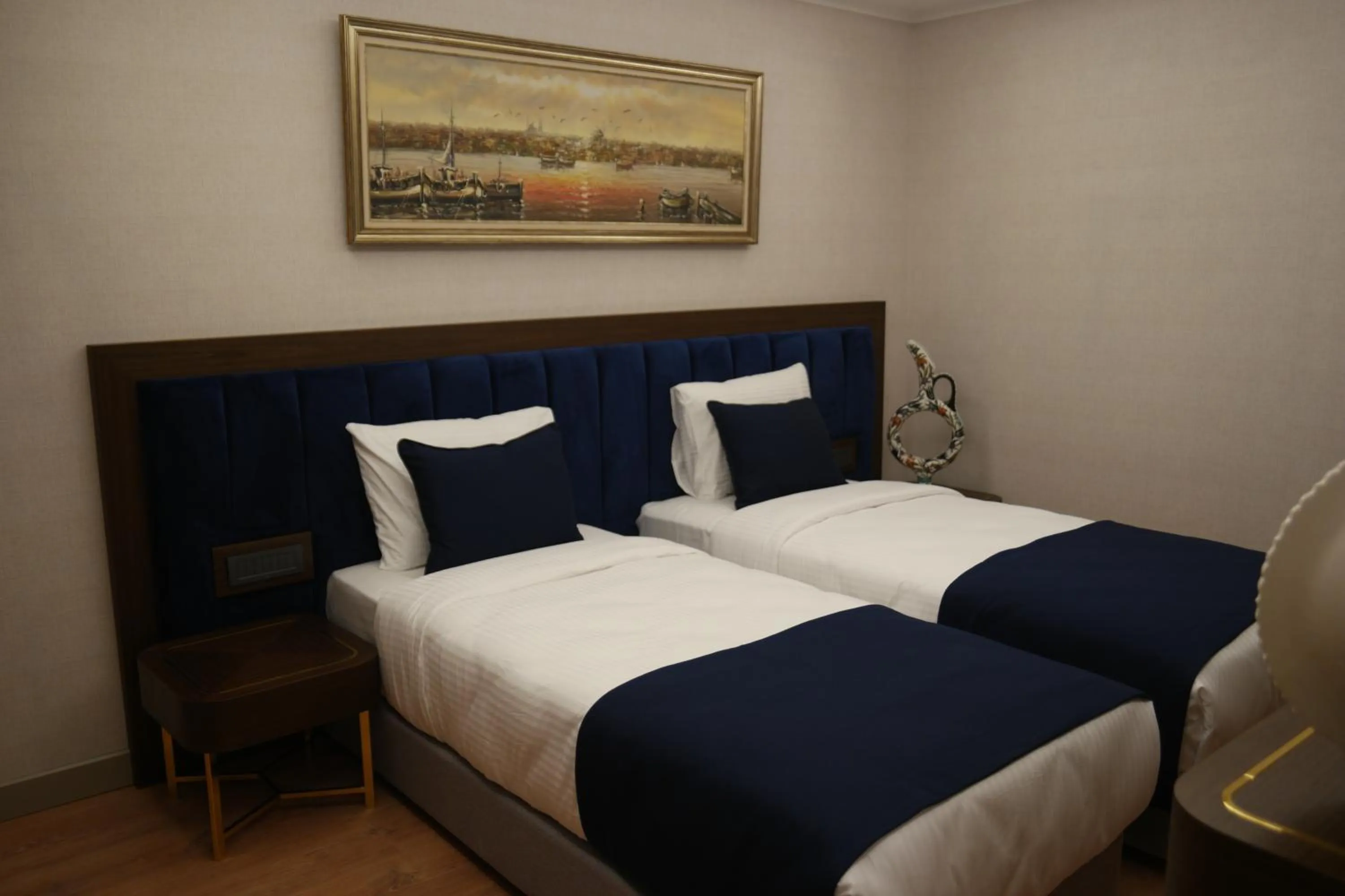 Family, Bed in Nevi Hotel & Suites Istanbul Taksim