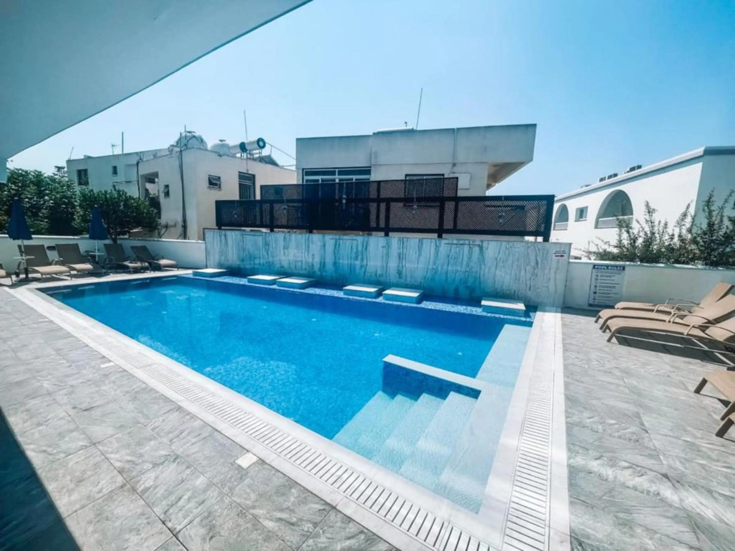 Day in Sunny Blue Hotel