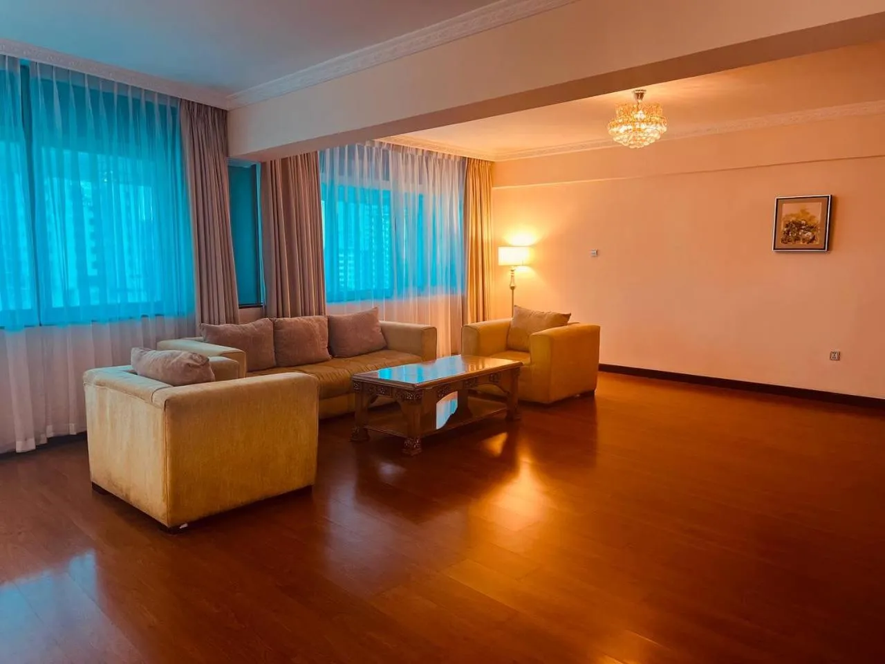 Seating area in Inter Luxury Hotel