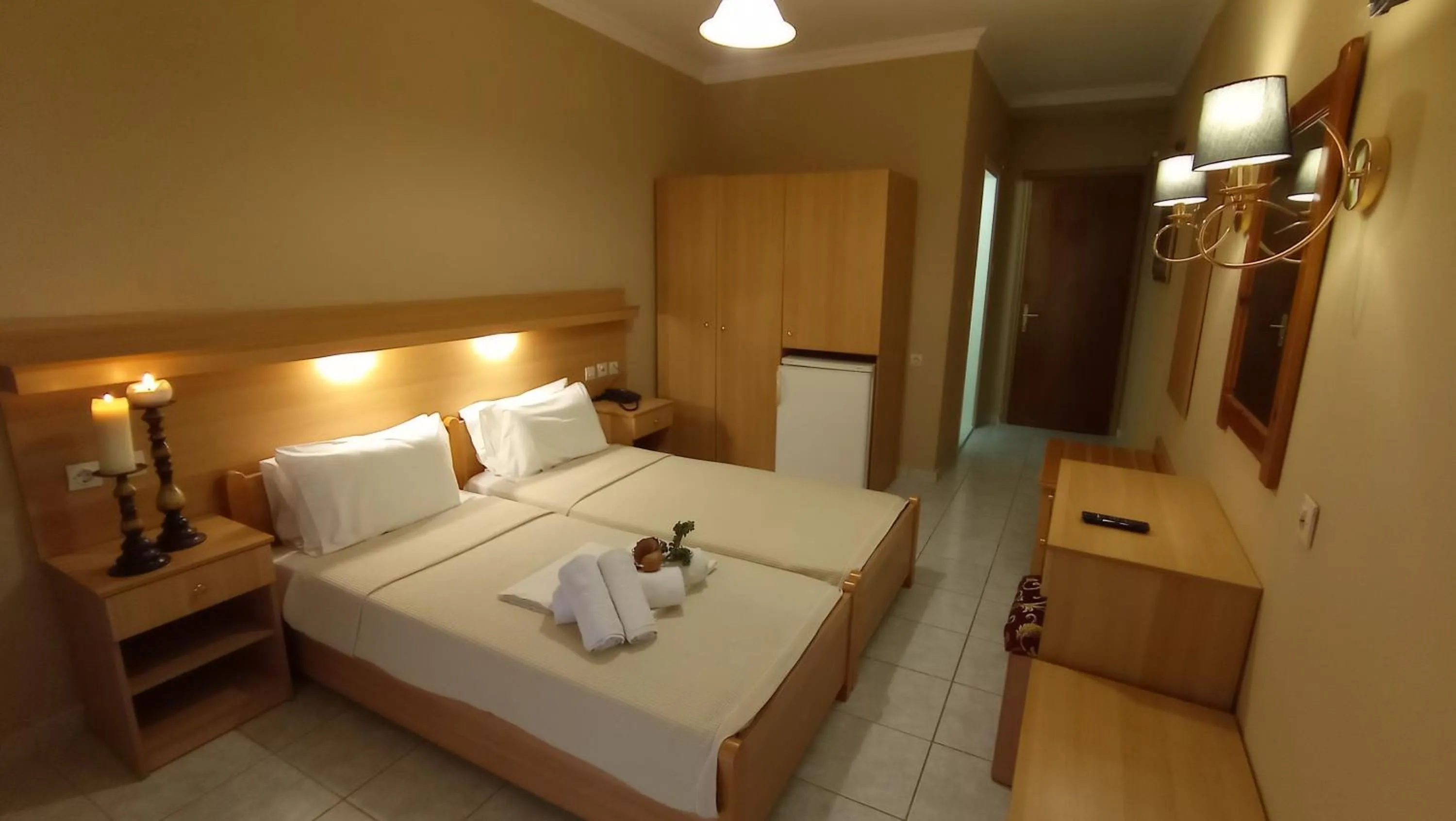 Photo of the whole room, Bed in THEMIS BEACH
