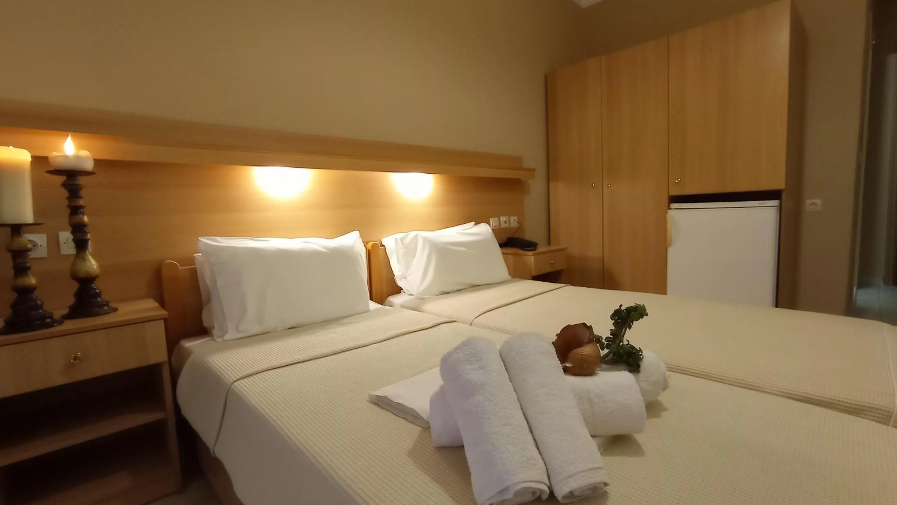 Photo of the whole room, Bed in THEMIS BEACH