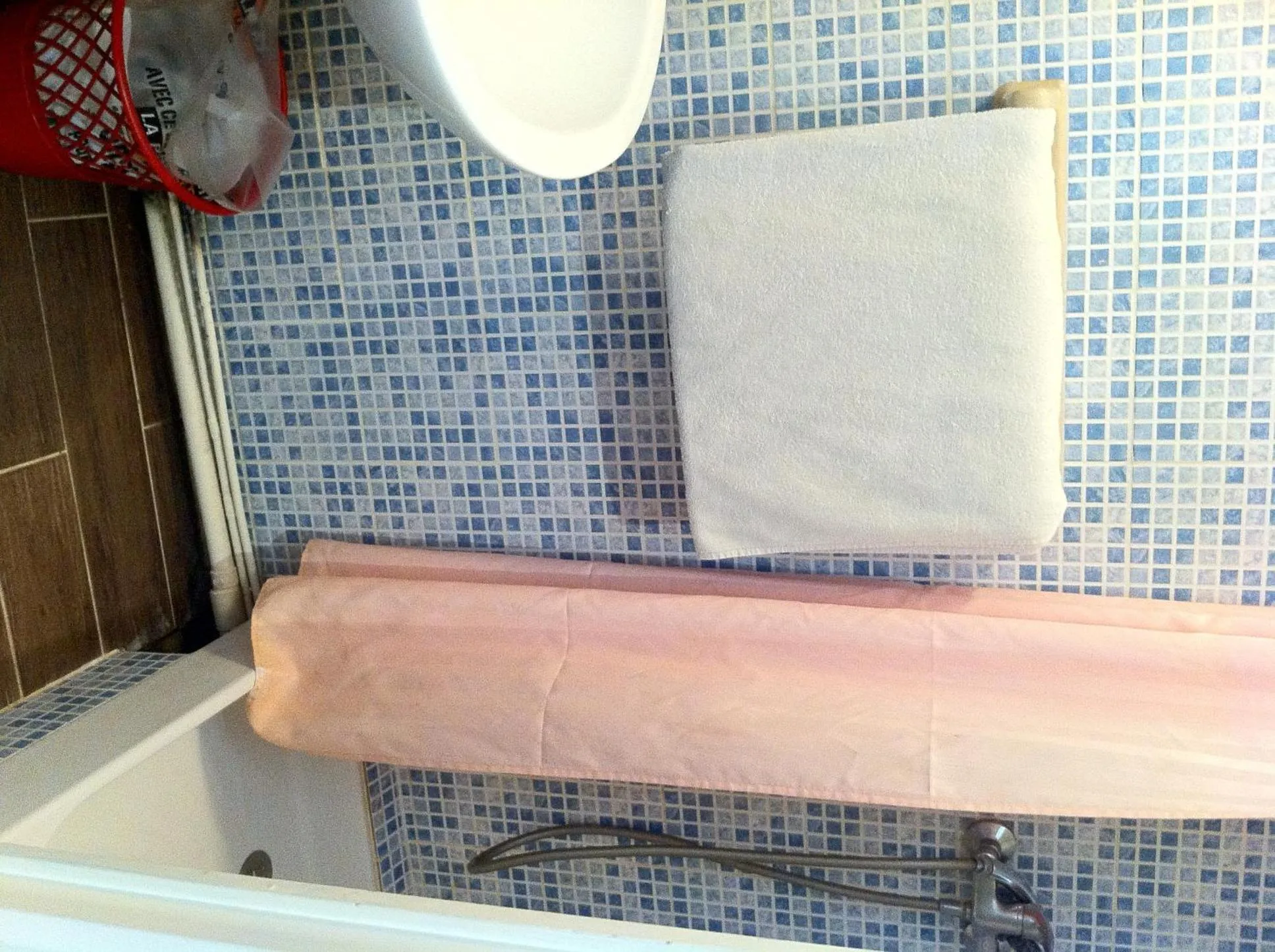 Bathroom in Hotel Des Arts