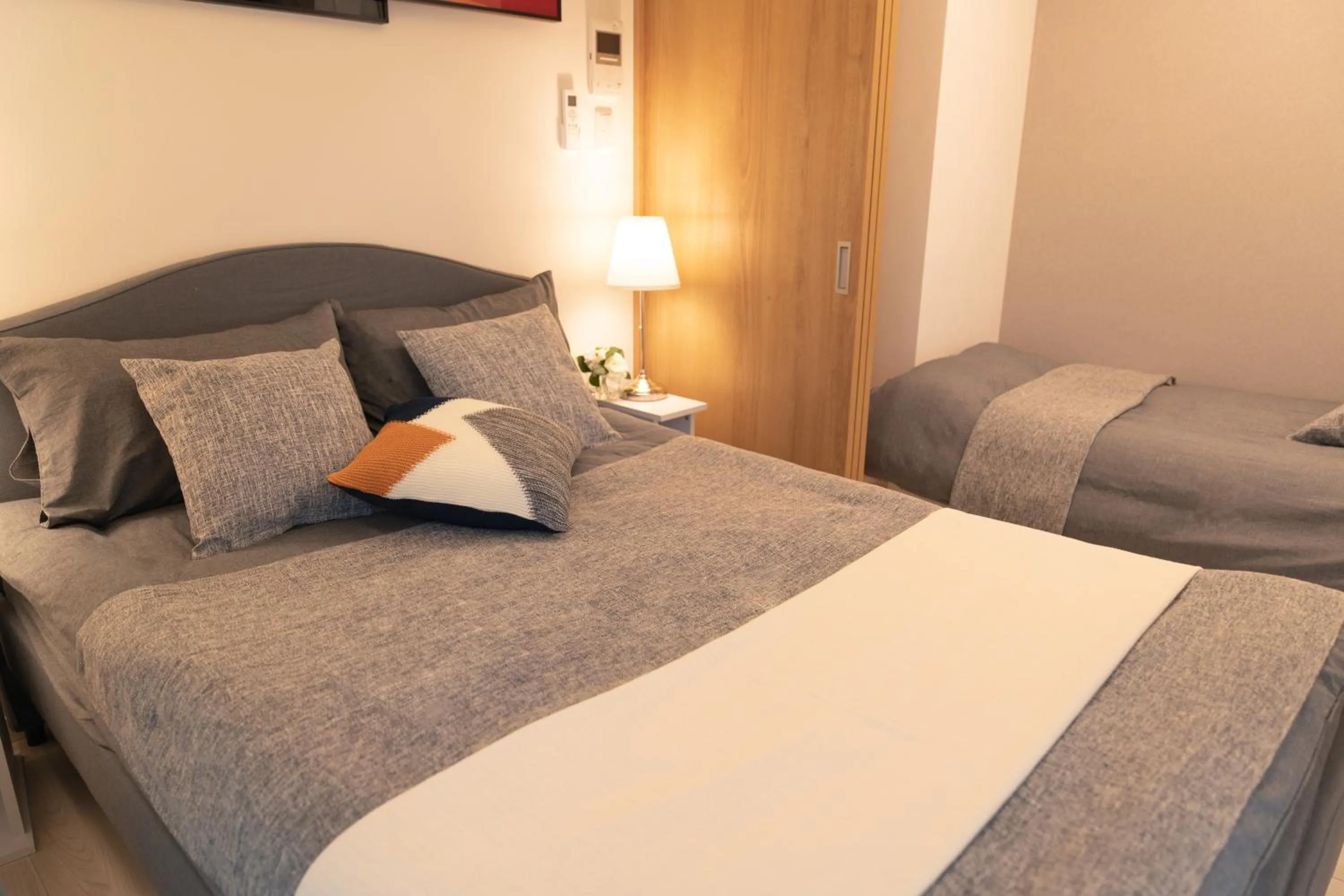 Bed in OSAKA SUNSHlNE TOWER23