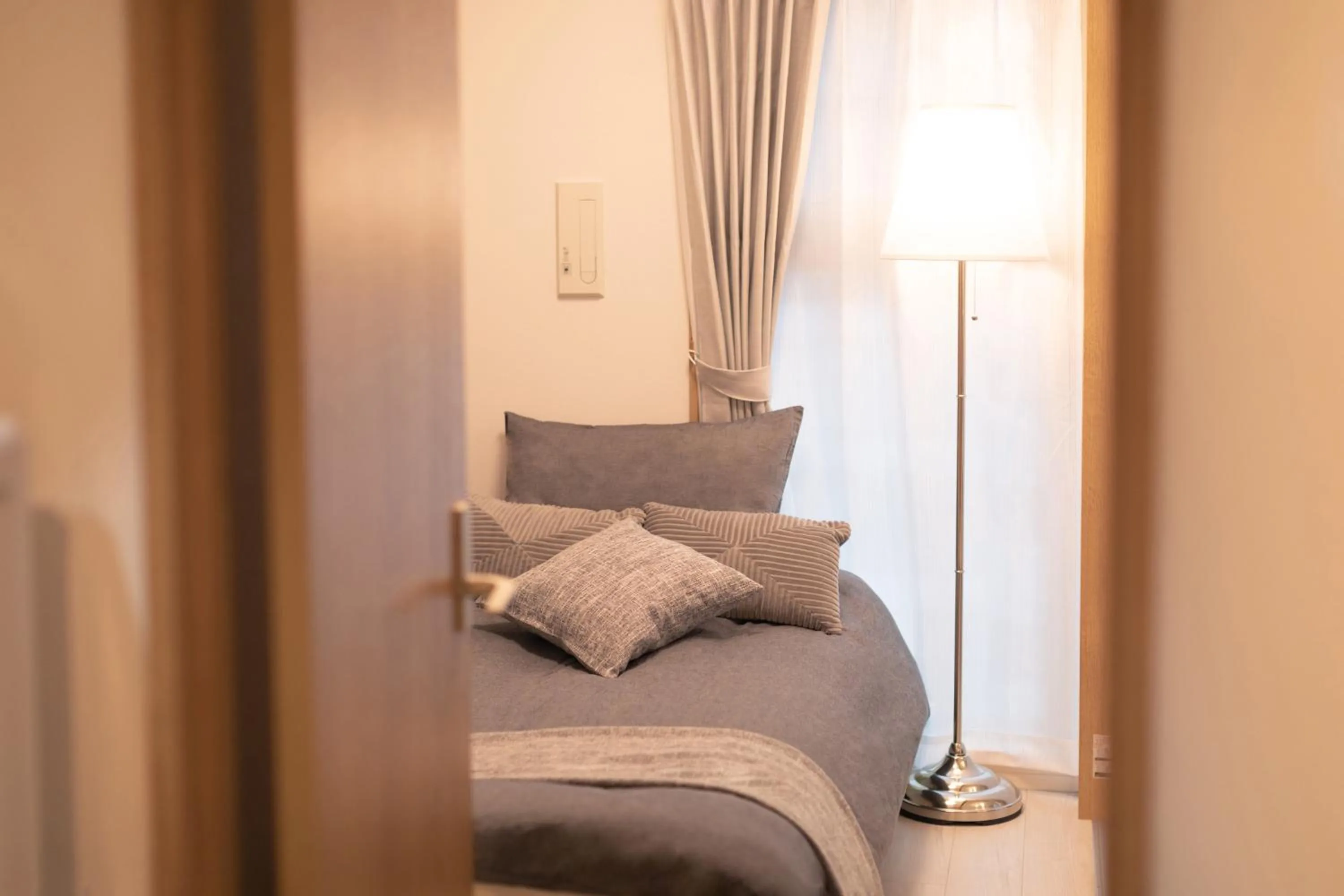 Bed in OSAKA SUNSHINE TOWER 53 l