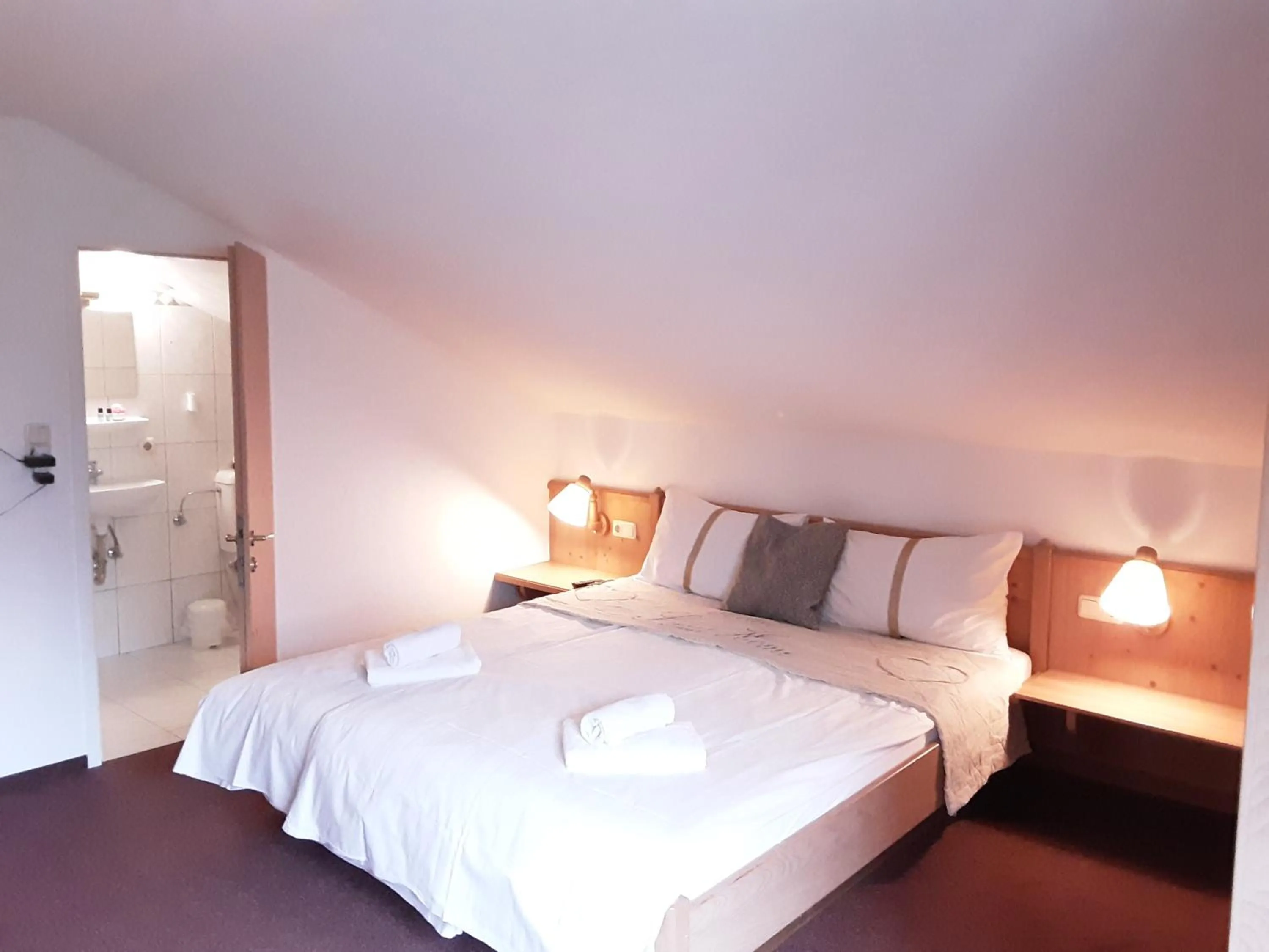 Bed in Apartment House Seerose self check-in