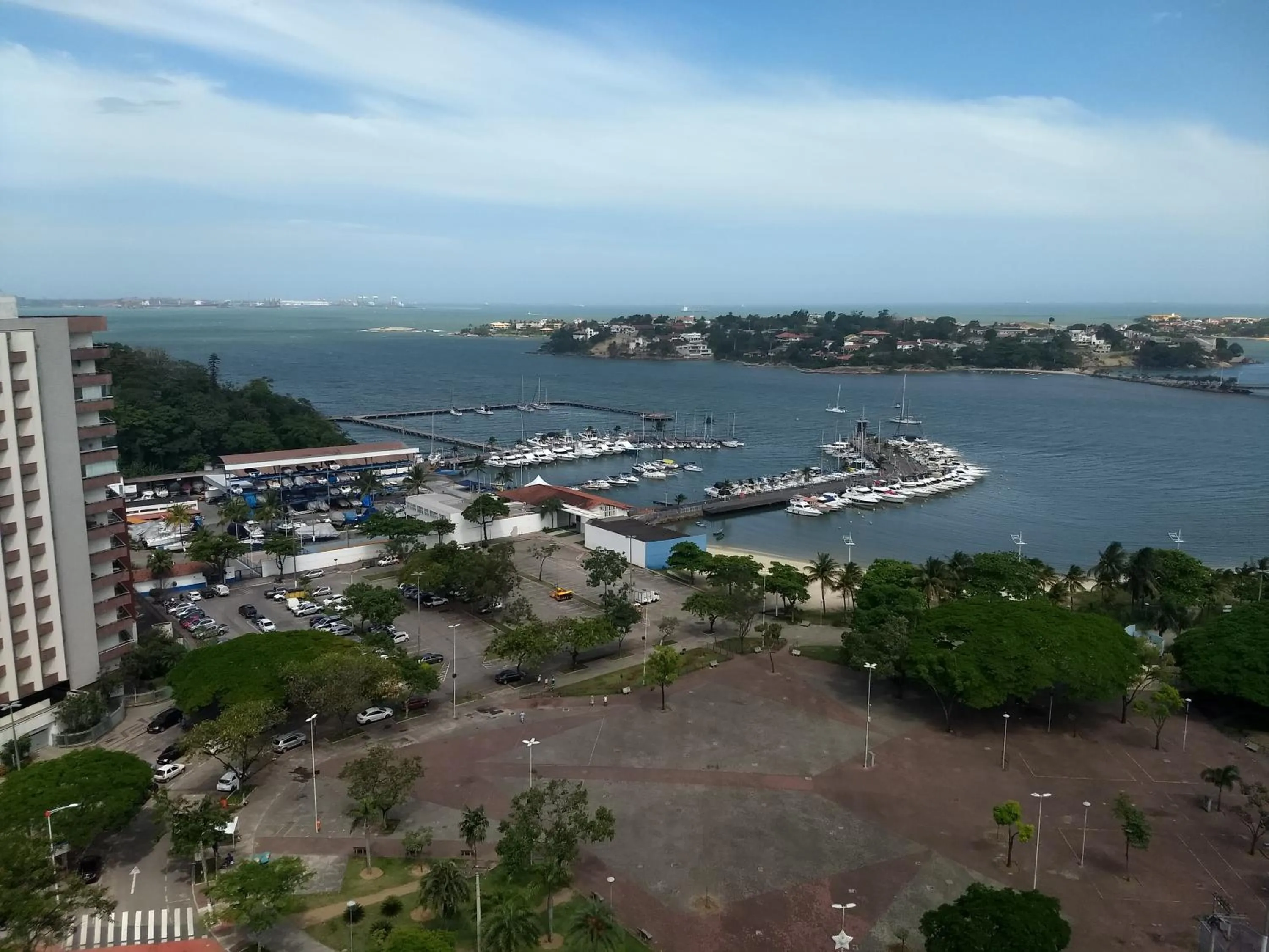 Bristol Praia do Canto Apart Hotel