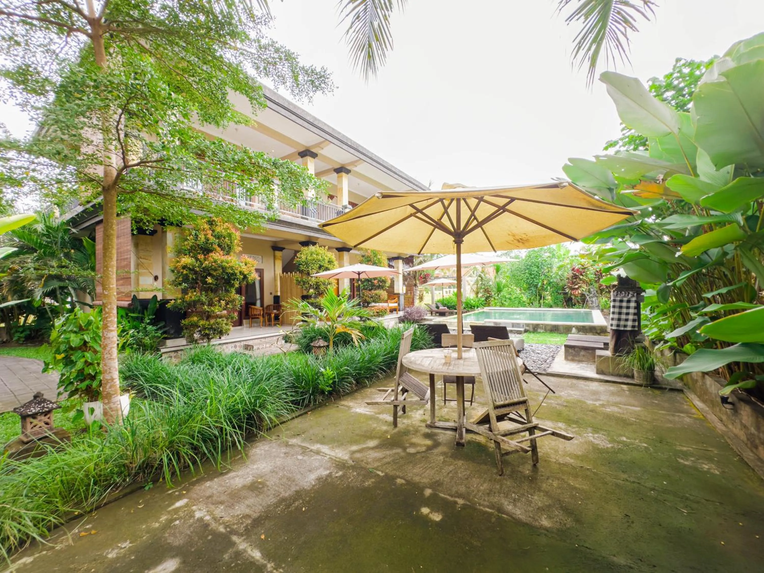 Swimming pool in Ubud Shanti Rice Field House By Supala