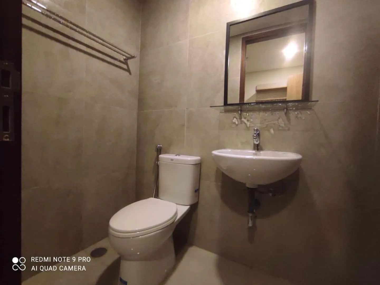 Shower in SleepRest @ Pollux Habibie