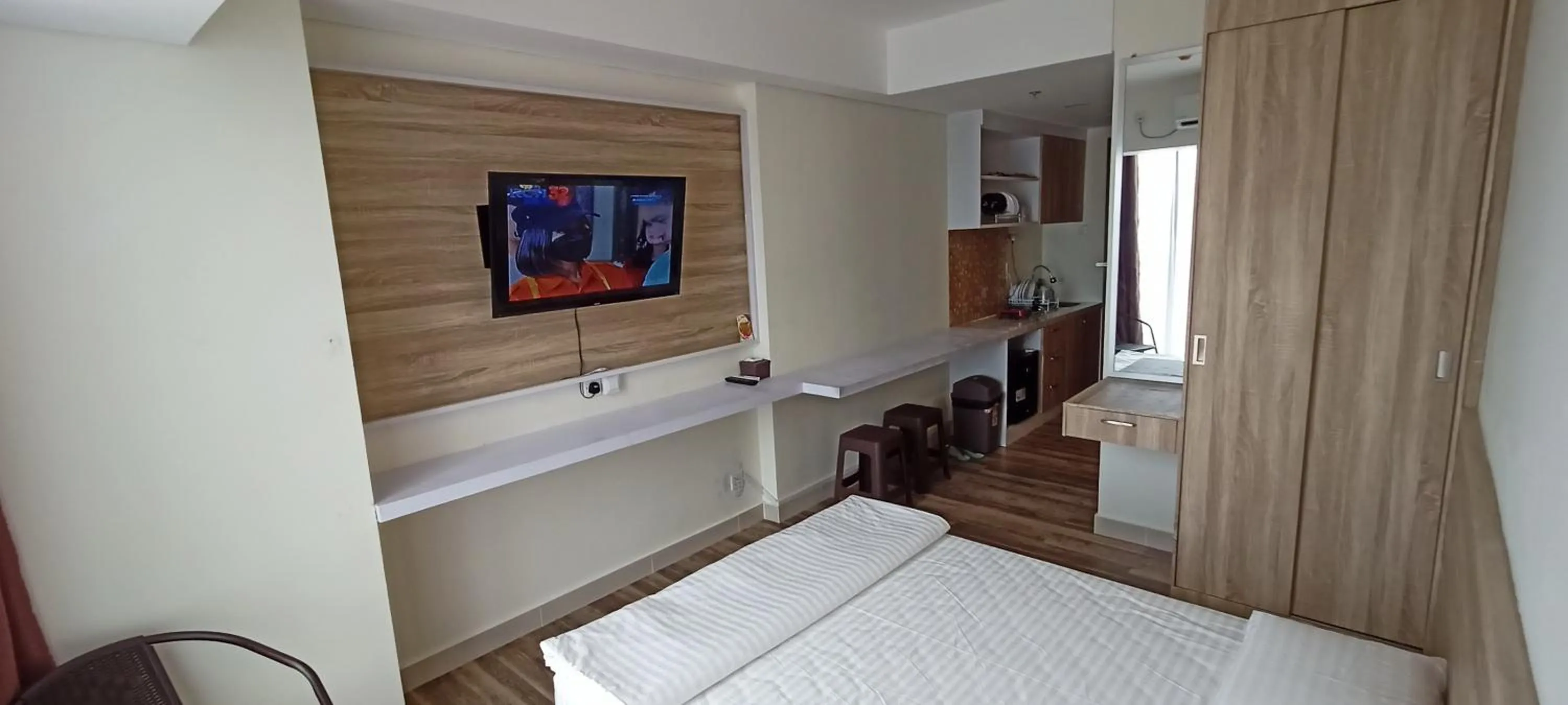 TV and multimedia, Bed in SleepRest @ Pollux Habibie