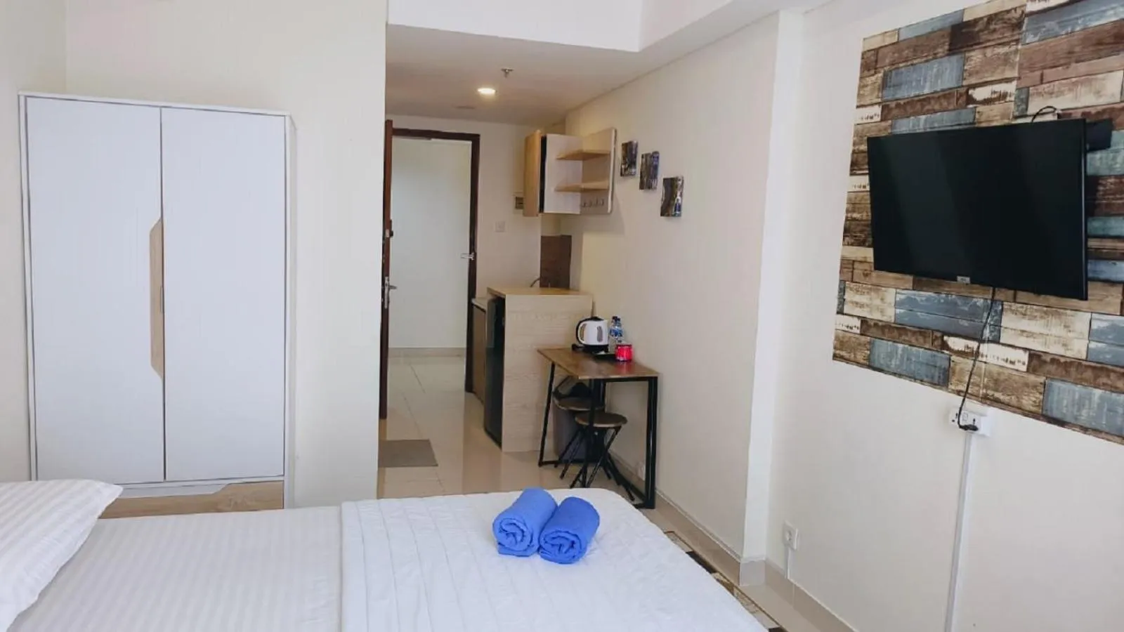 Bedroom, Bed in SleepRest @ Pollux Habibie