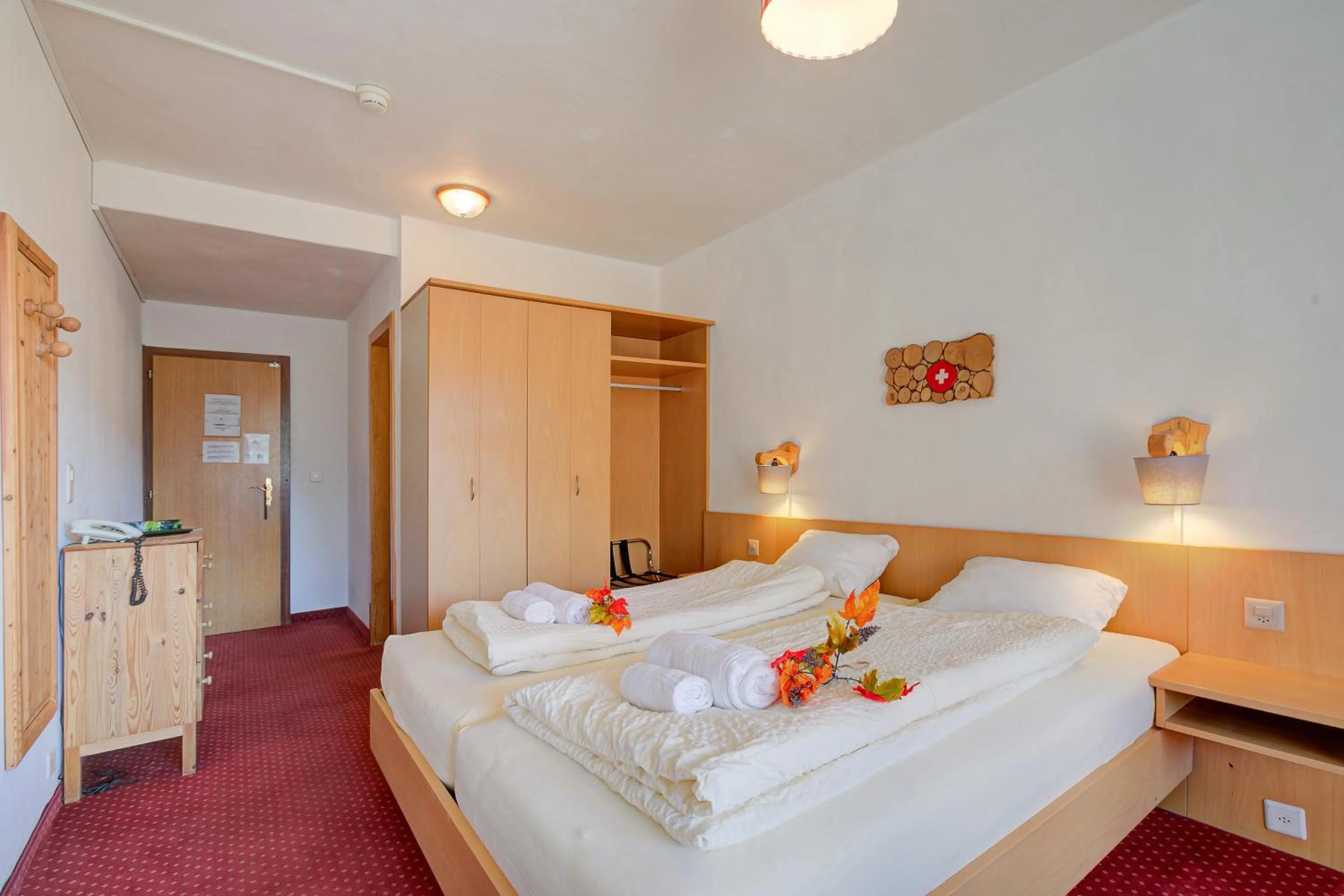 Living room, Bed in Hotel Relais Alpin