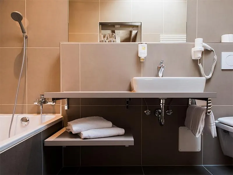 Bathroom in Hotel Silberhorn