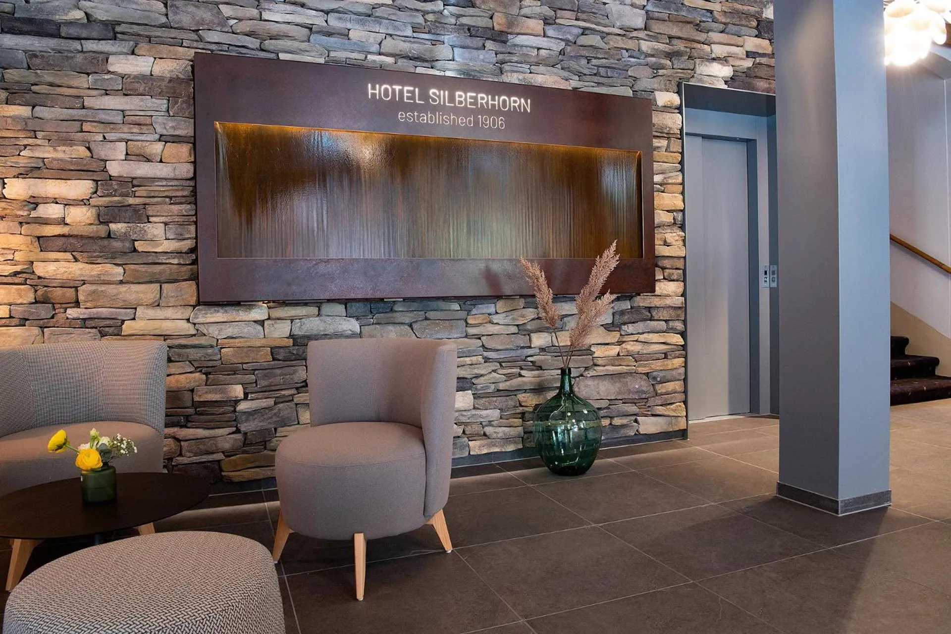 Lobby or reception in Hotel Silberhorn