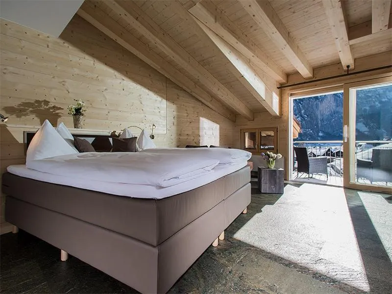 Bed in Hotel Silberhorn