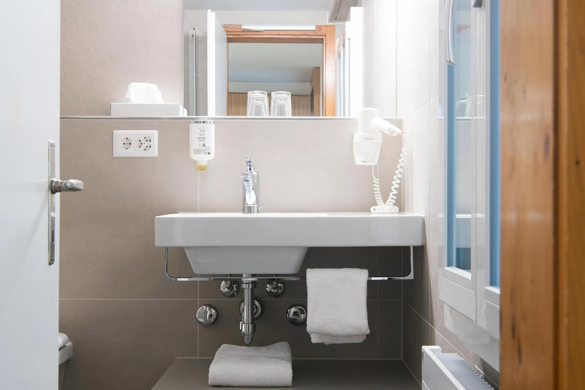 Bathroom in Hotel Silberhorn