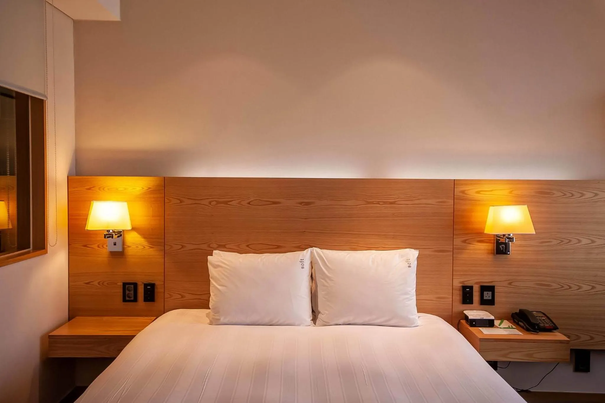 Photo of the whole room, Bed in Holiday Inn Gwangju by IHG