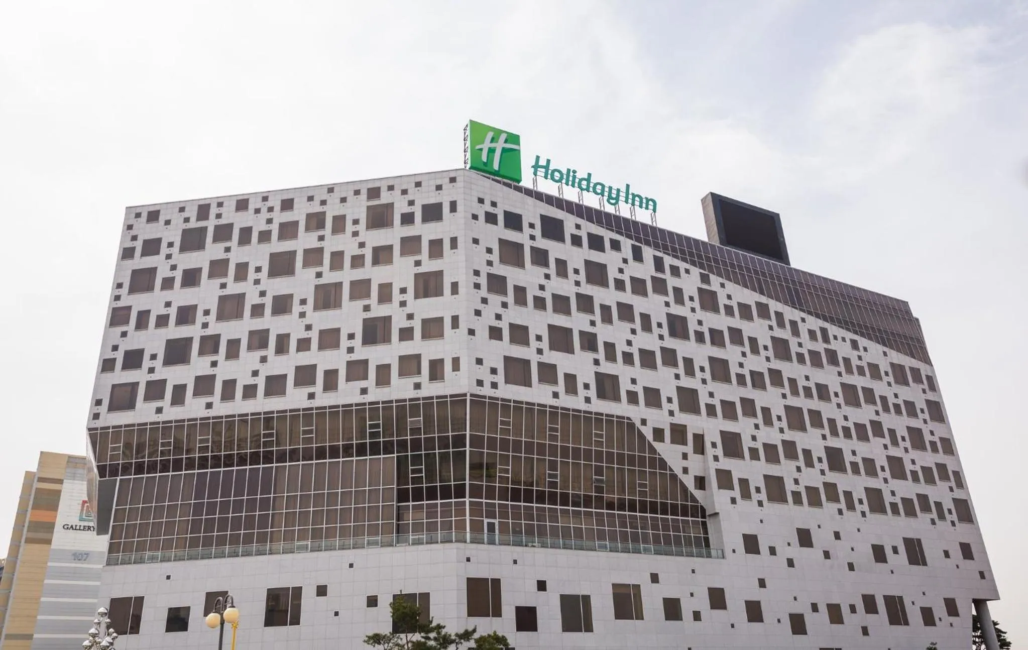 Property building in Holiday Inn Gwangju by IHG