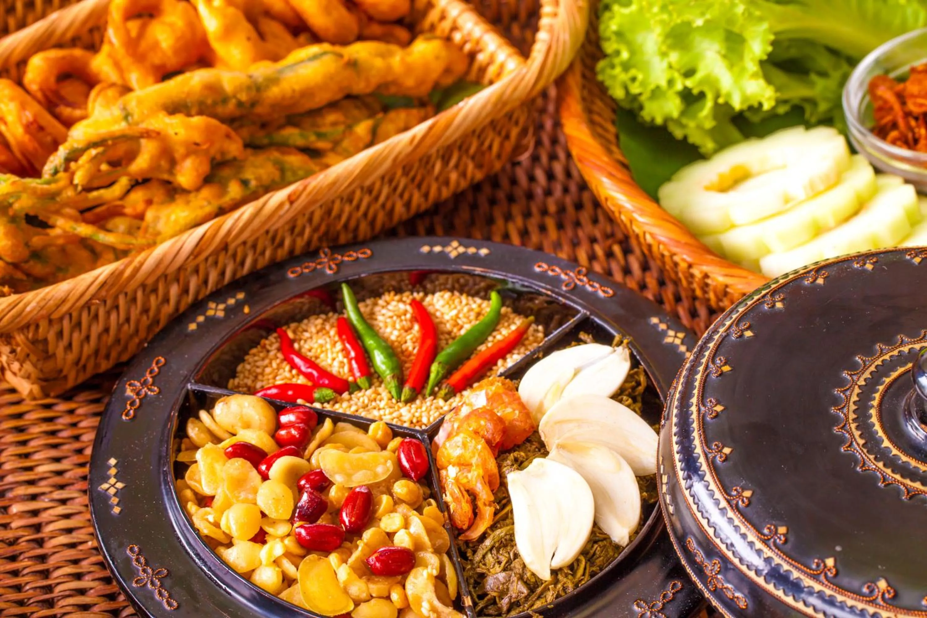 Meals in The Hotel by the Red Canal