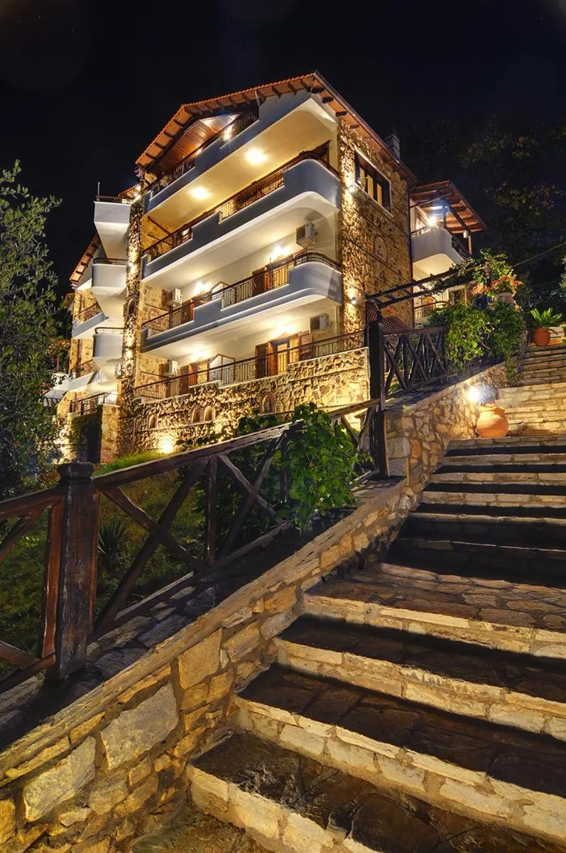 Property building in Hotel Hera