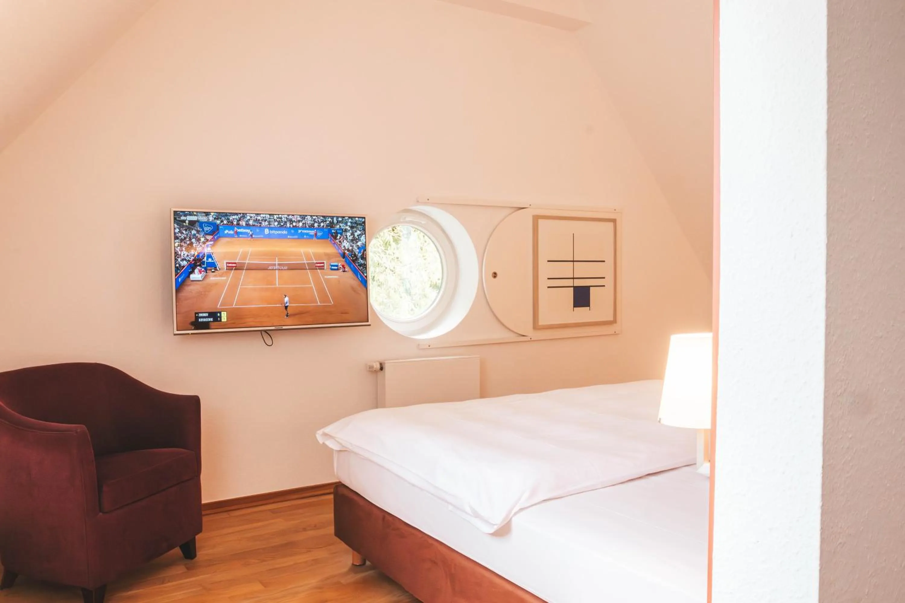 Bed in Parkhotel Wolfsburg