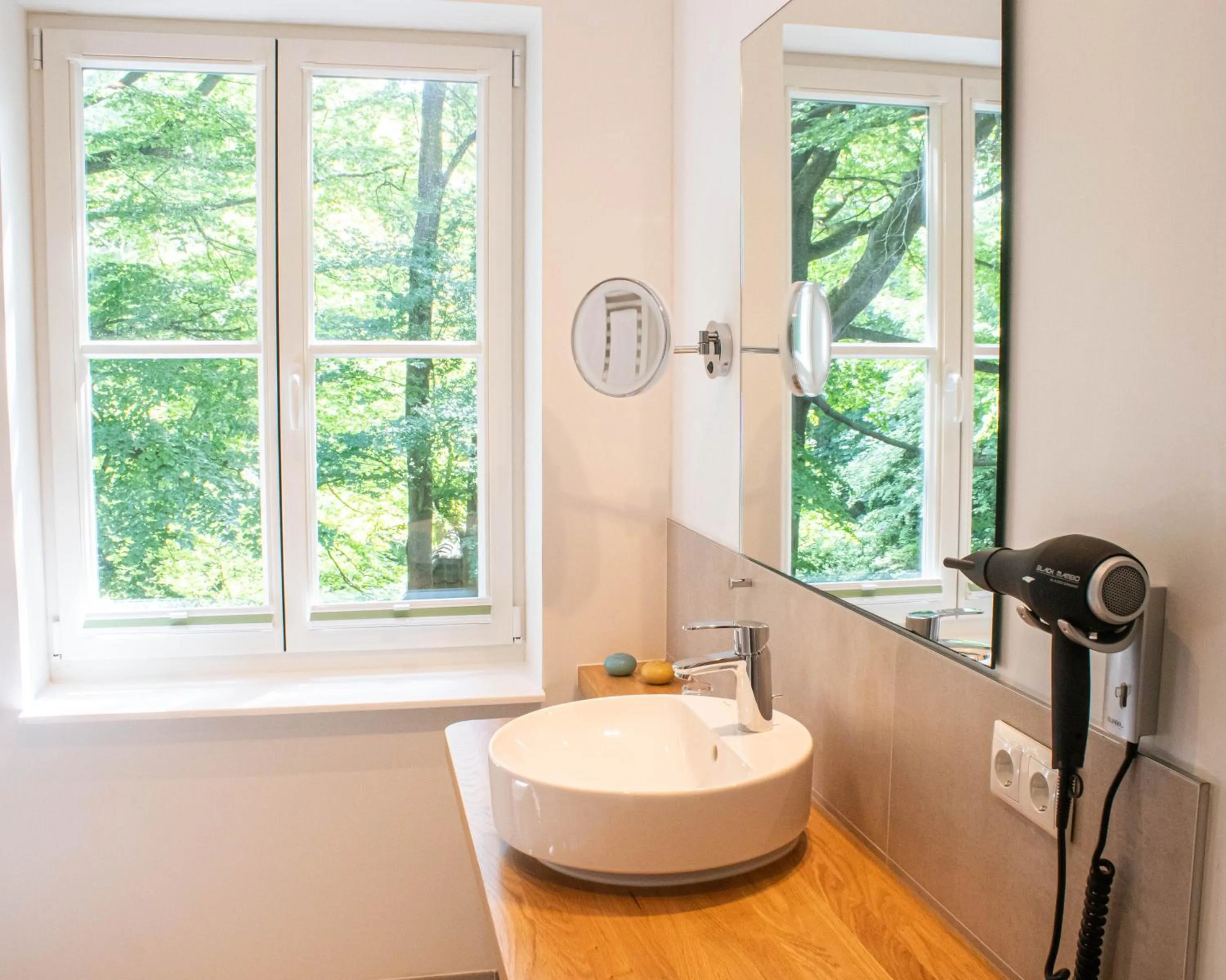 Bathroom in Parkhotel Wolfsburg