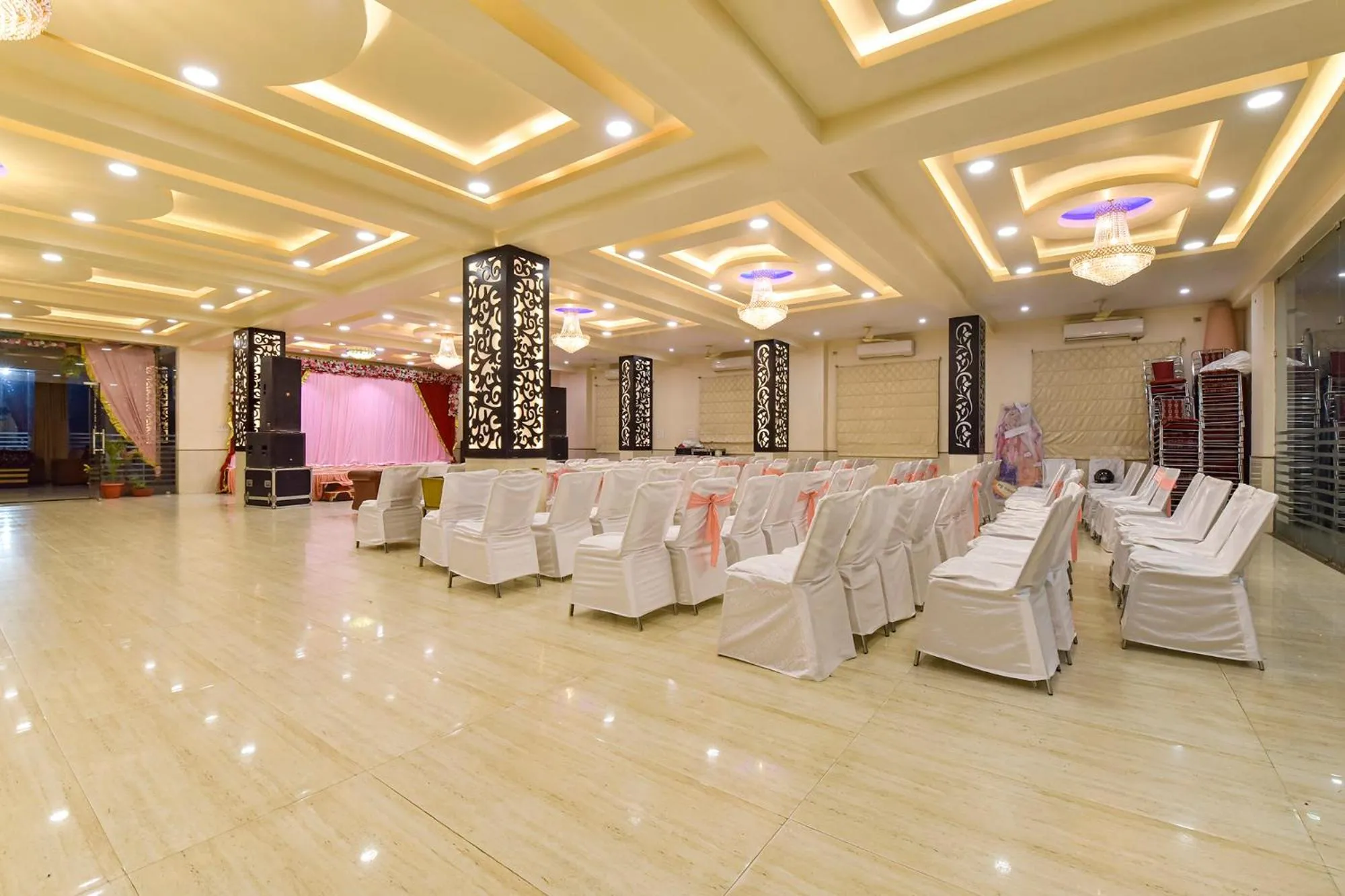 Banquet/Function facilities in FabHotel Shiv Palace