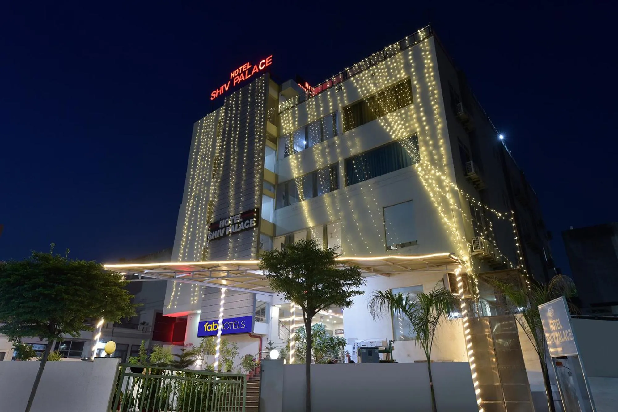 Property building in FabHotel Shiv Palace