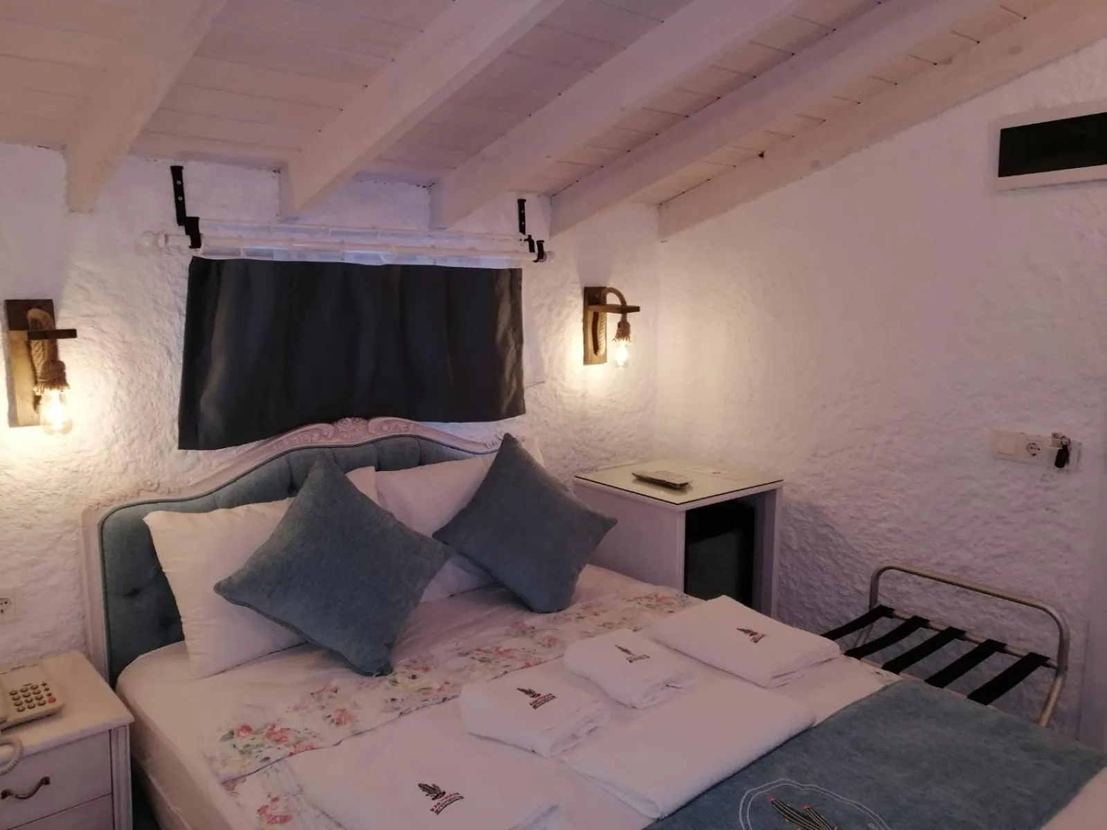 Bedroom in kaktüshan otel