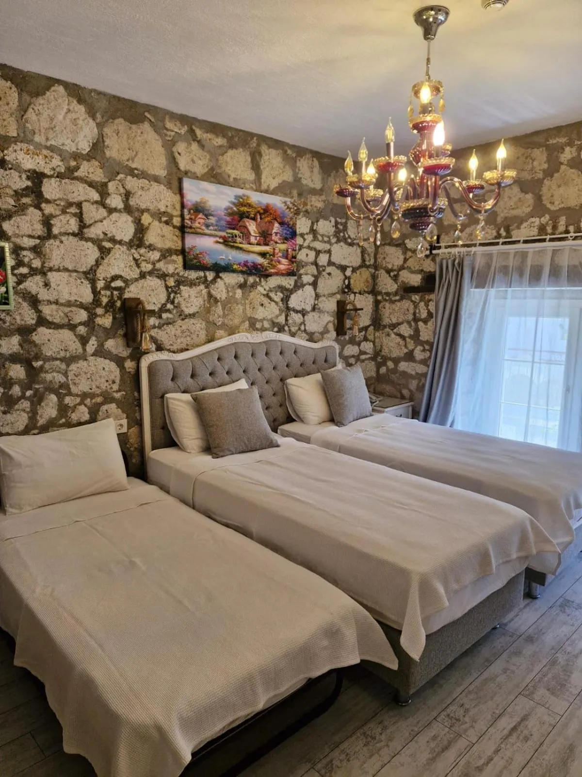 Bedroom in kaktüshan otel