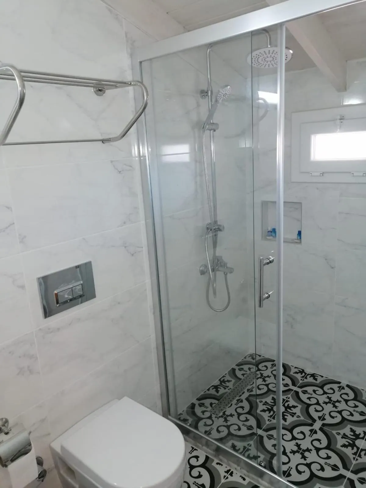 Bathroom in kaktüshan otel