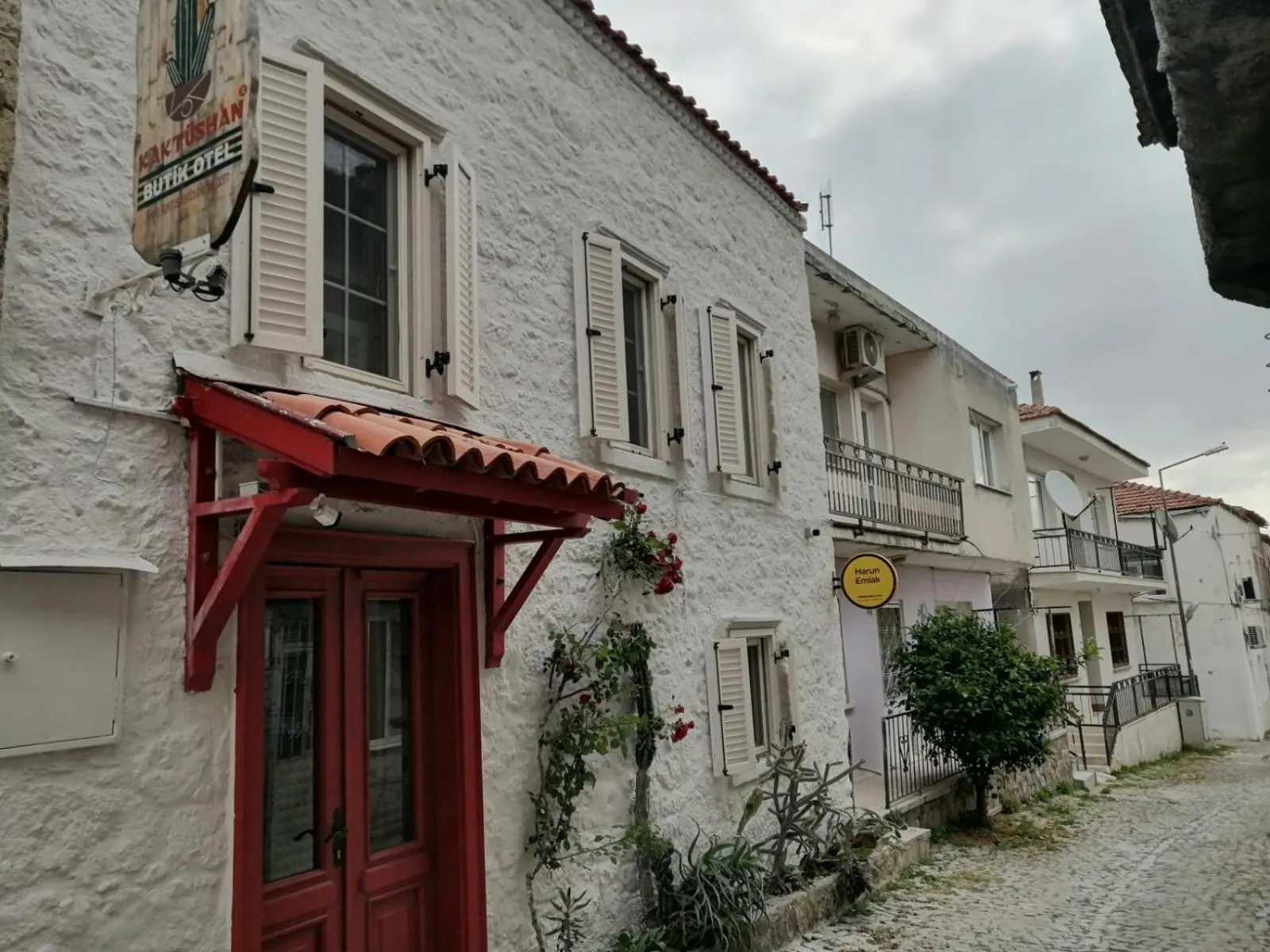 Street view in kaktüshan otel