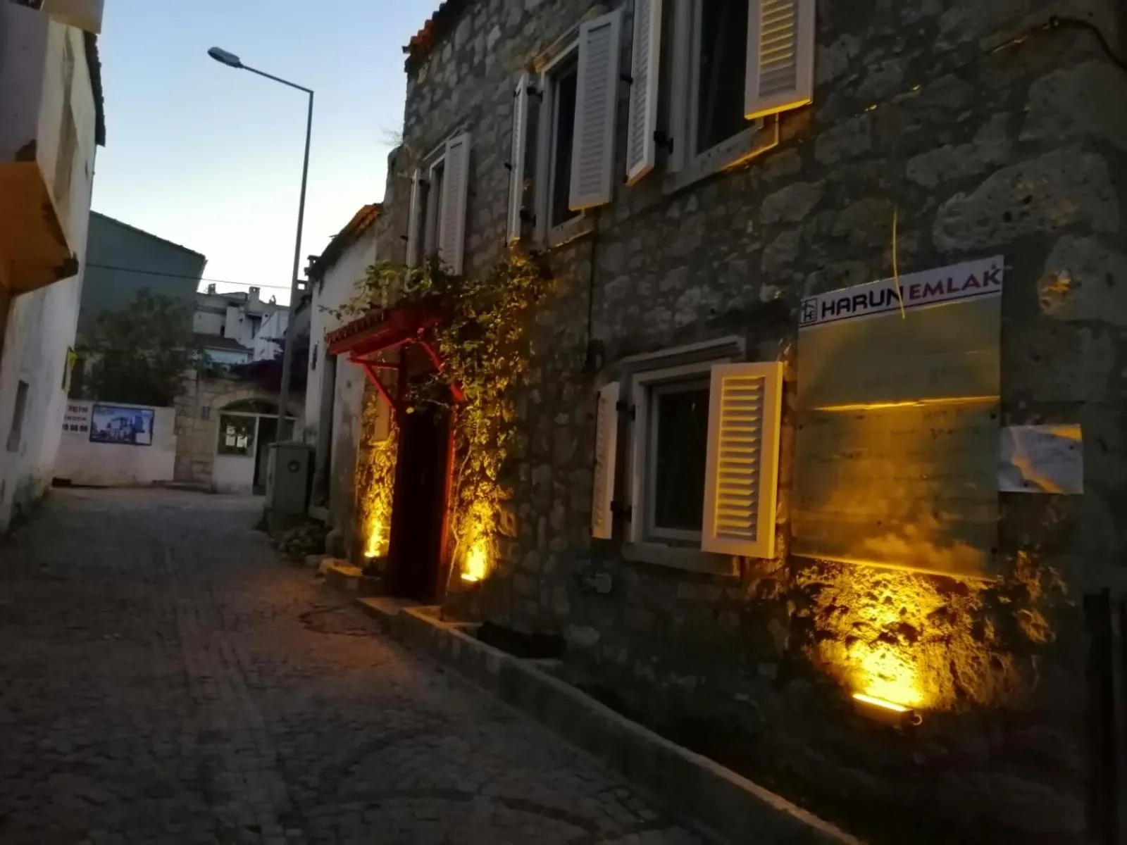 Facade/entrance in kaktüshan otel