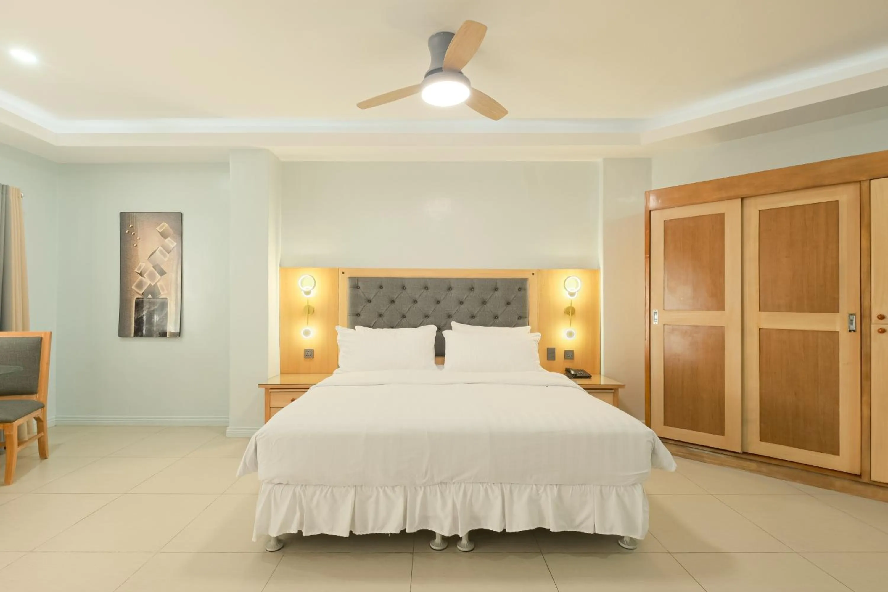 Bedroom, Bed in Orchid Inn