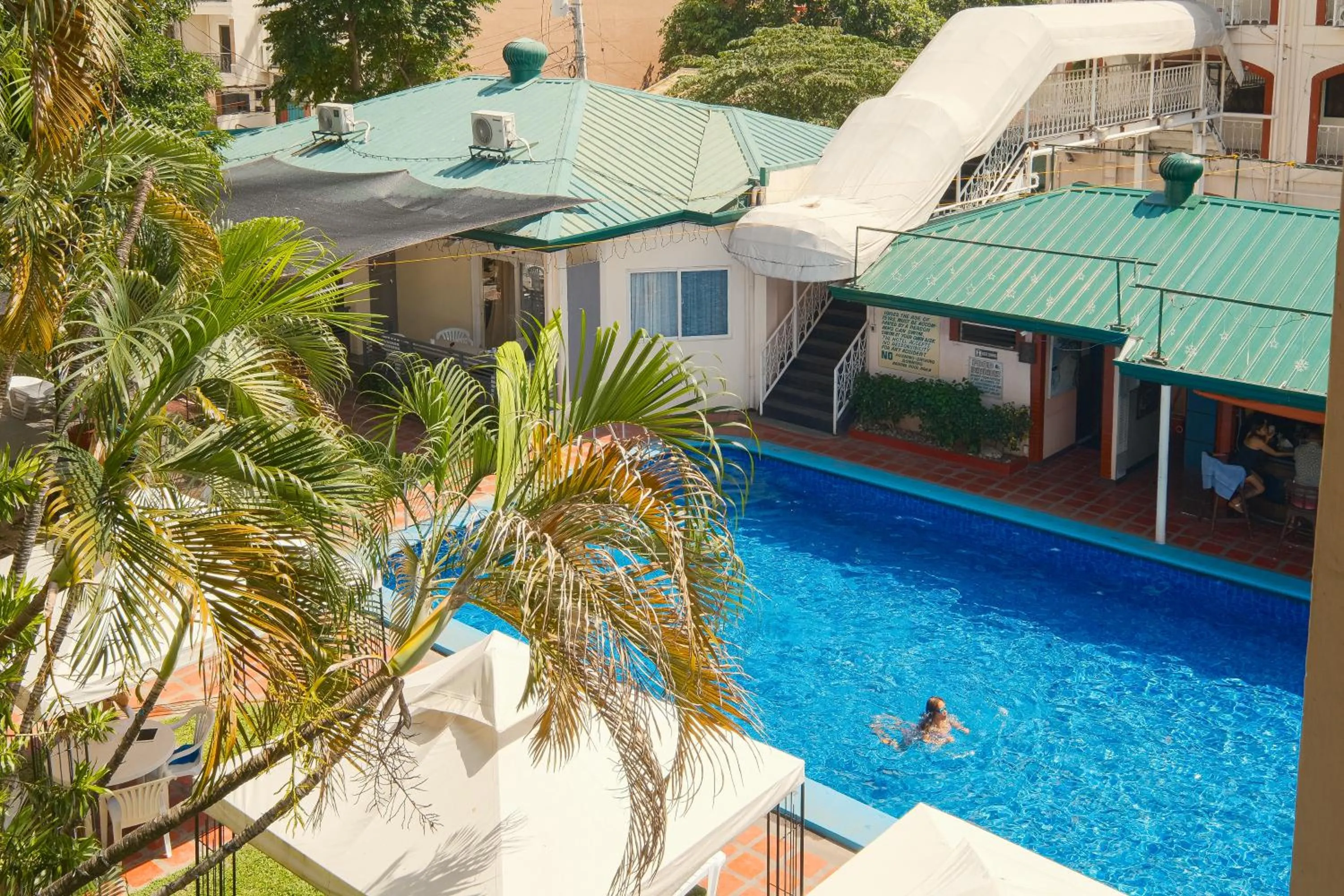 Pool view in Orchid Inn