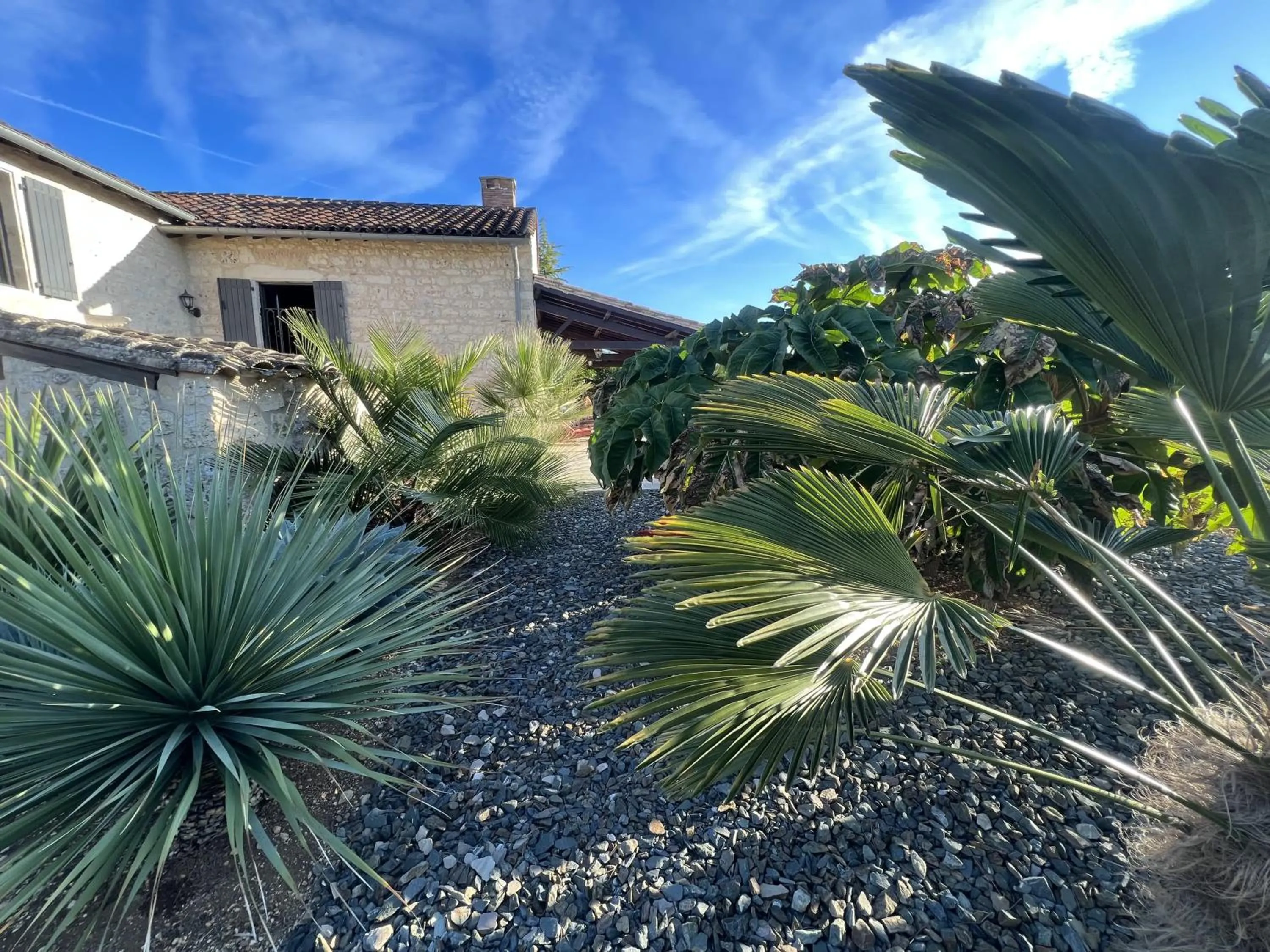 Garden in Le Relais des Chevaliers " Le Four à Pains "
