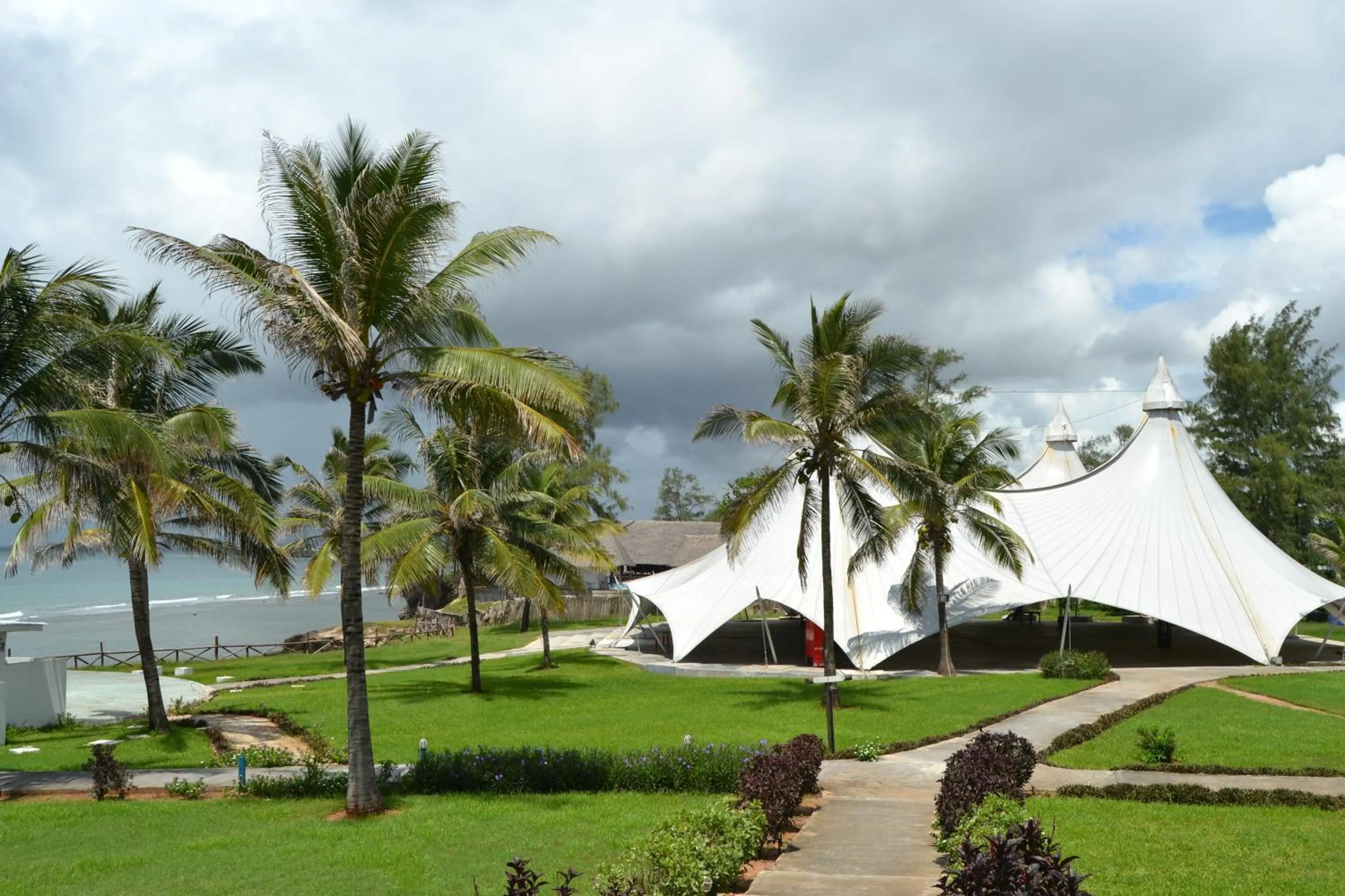 Banquet/Function facilities in Golden Tulip Tanzania