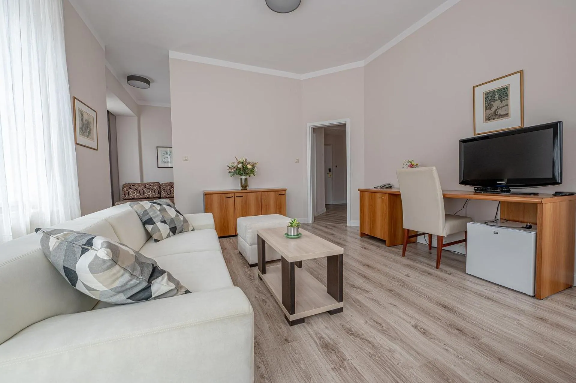 TV and multimedia in City Hotel