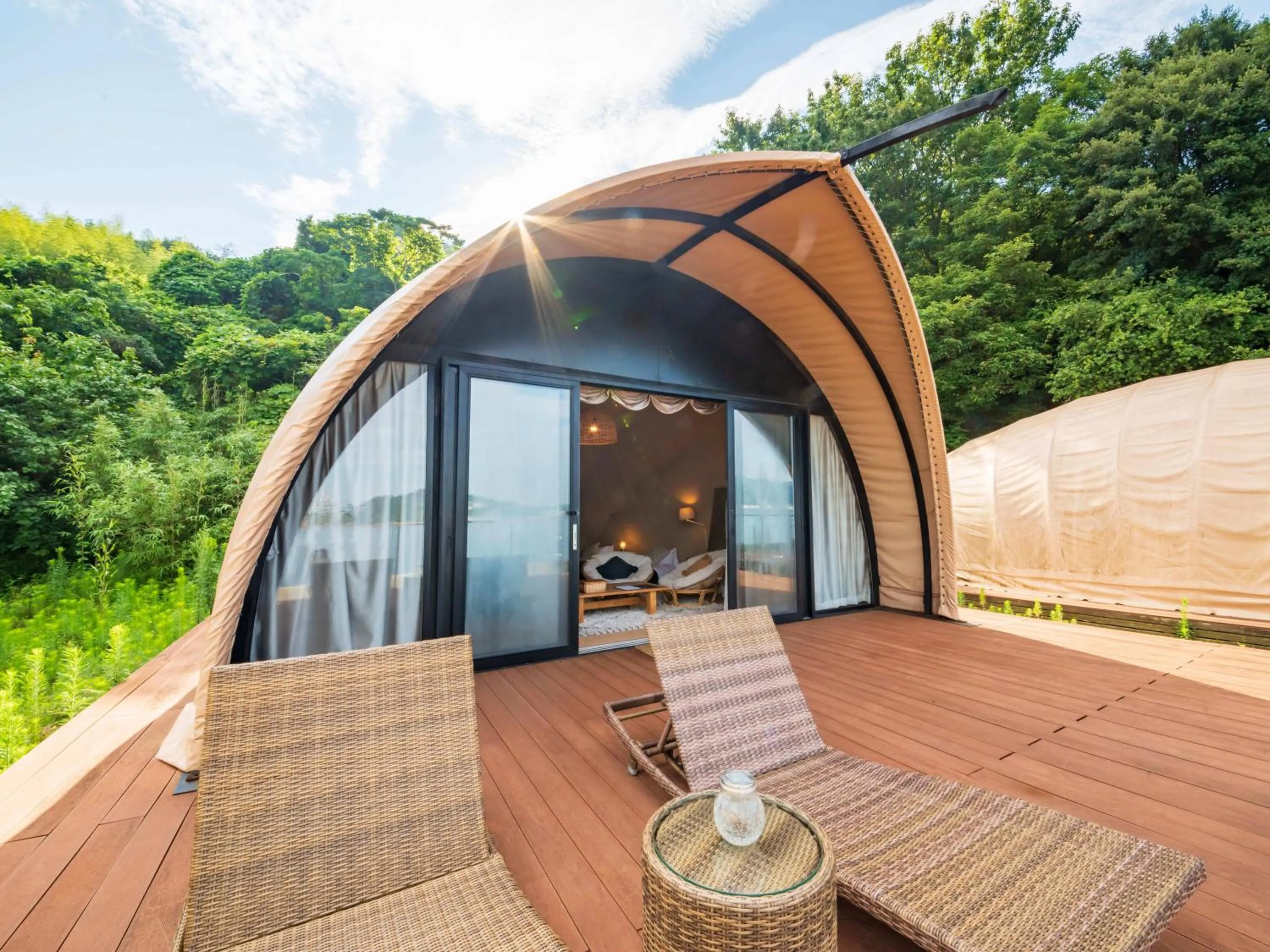 Property building in Glamprook Shimanami