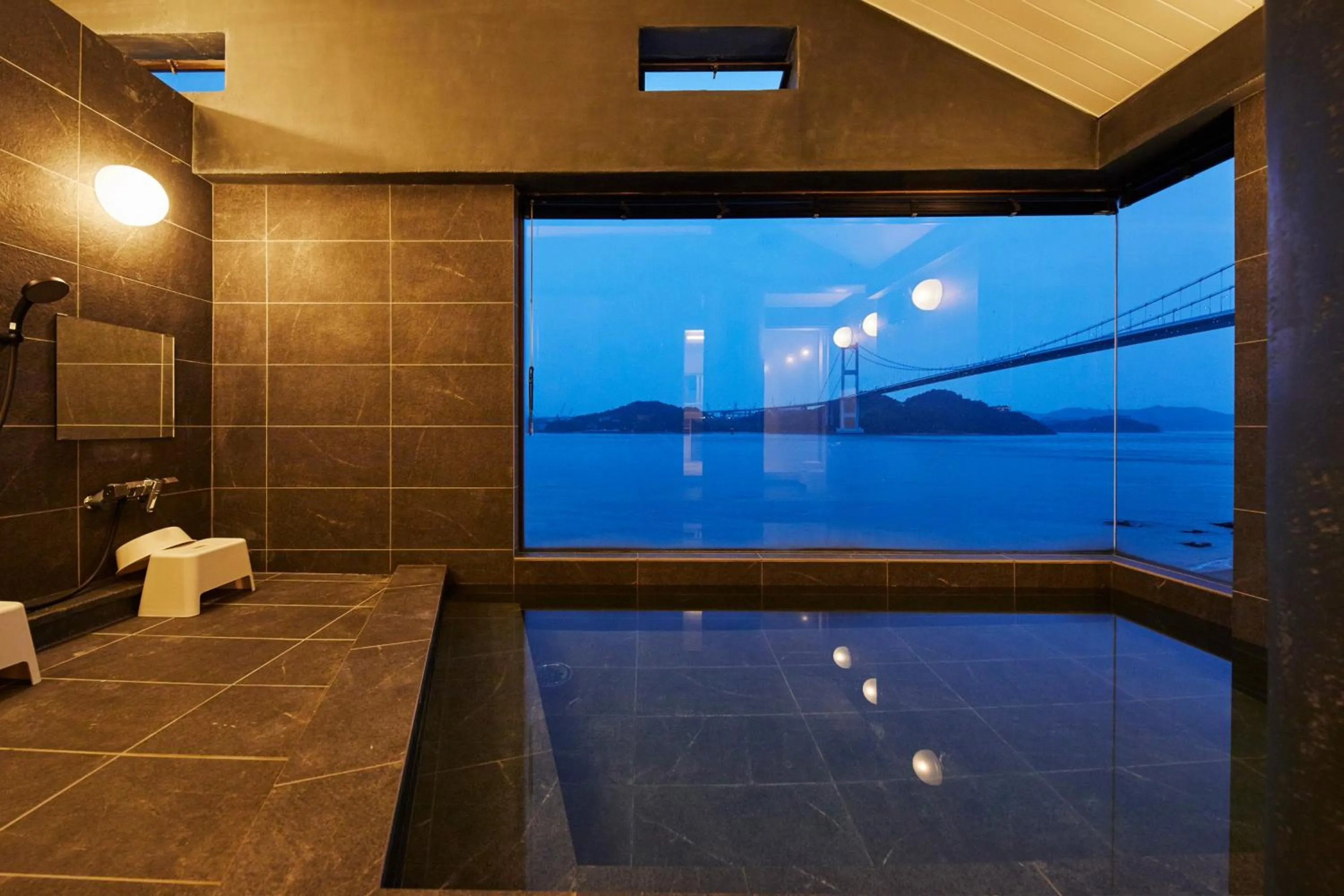 Area and facilities in Glamprook Shimanami