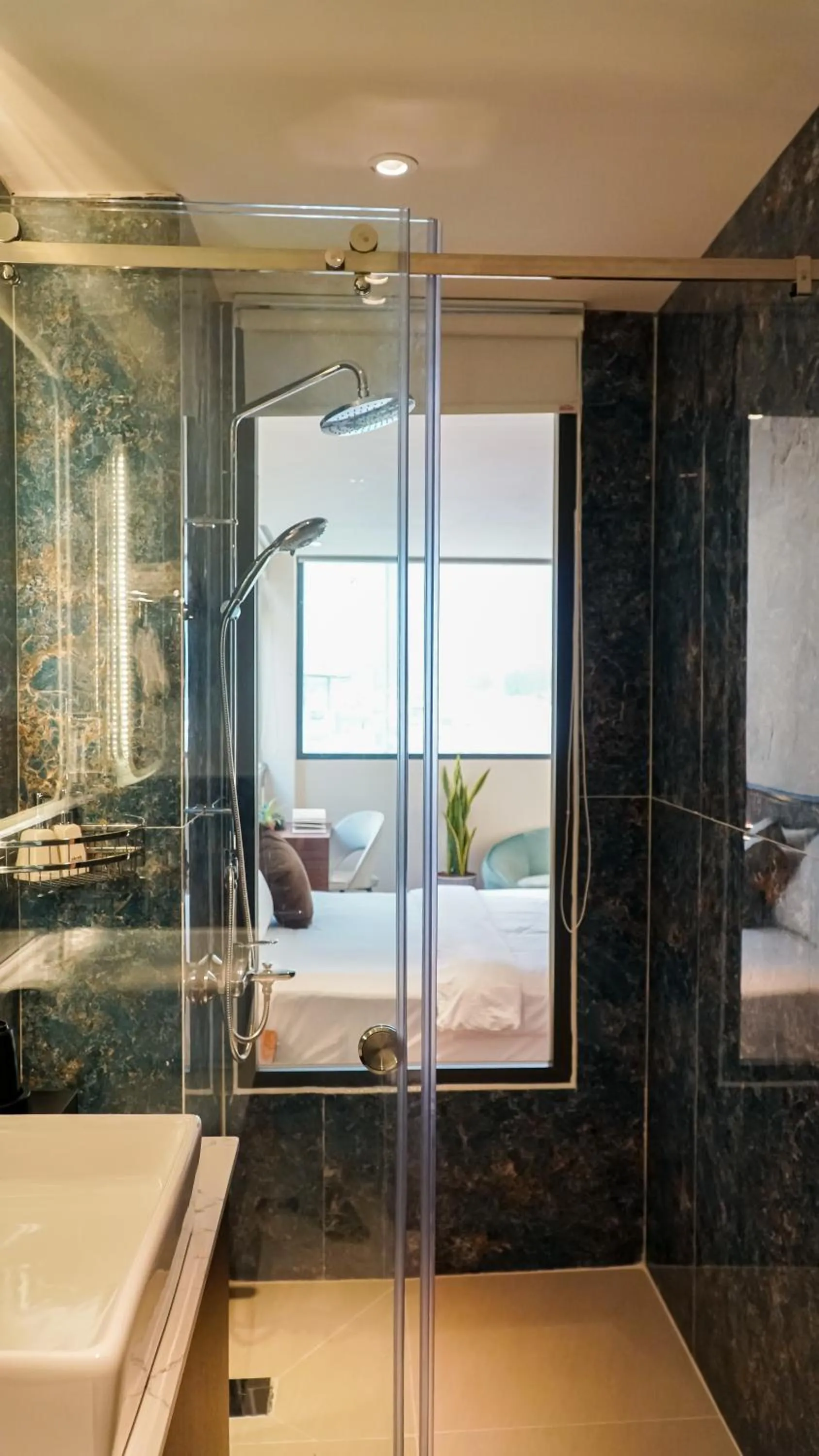 Shower in Bros Hotel