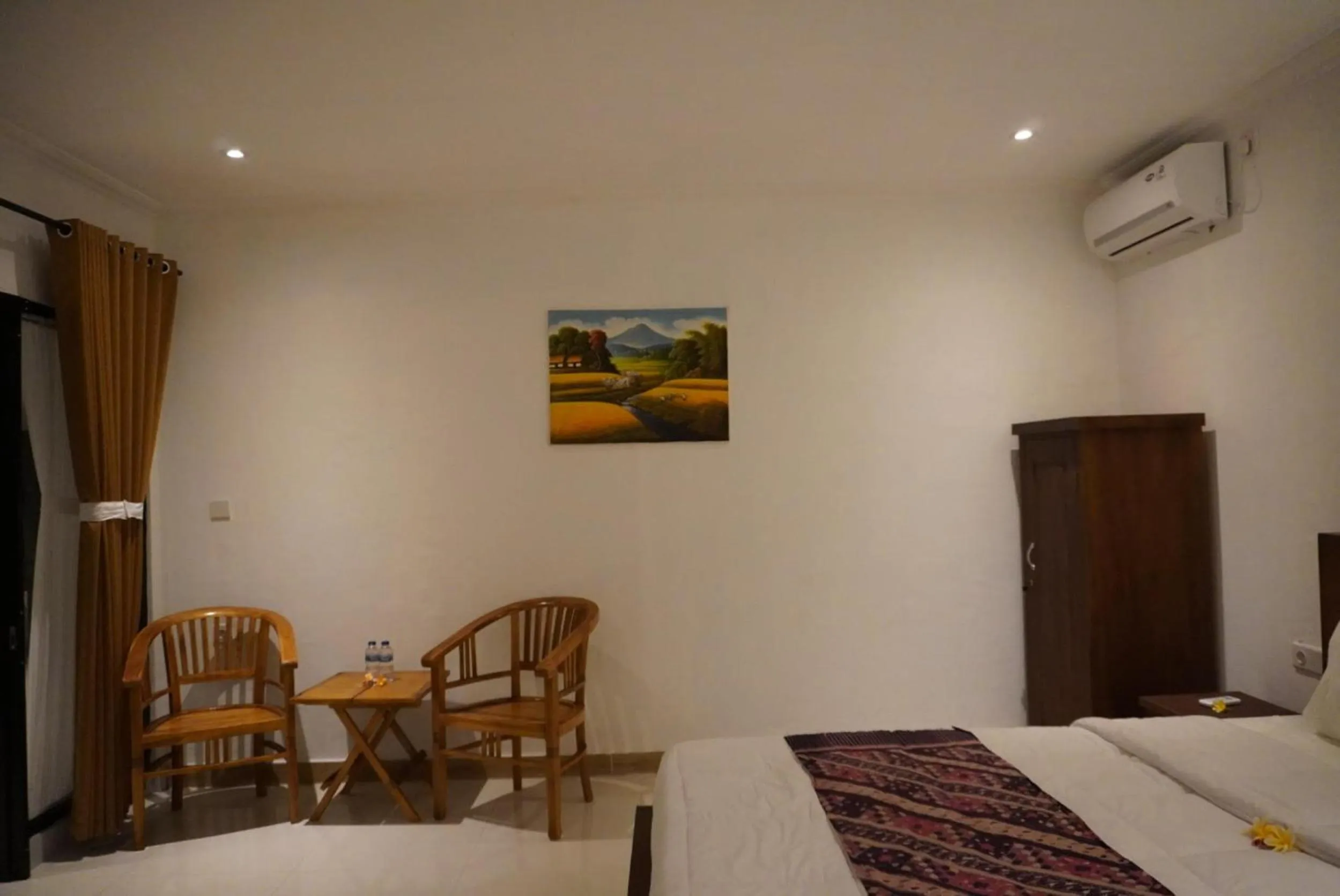 Bedroom, Bed in Umah Dayuh Uluwatu